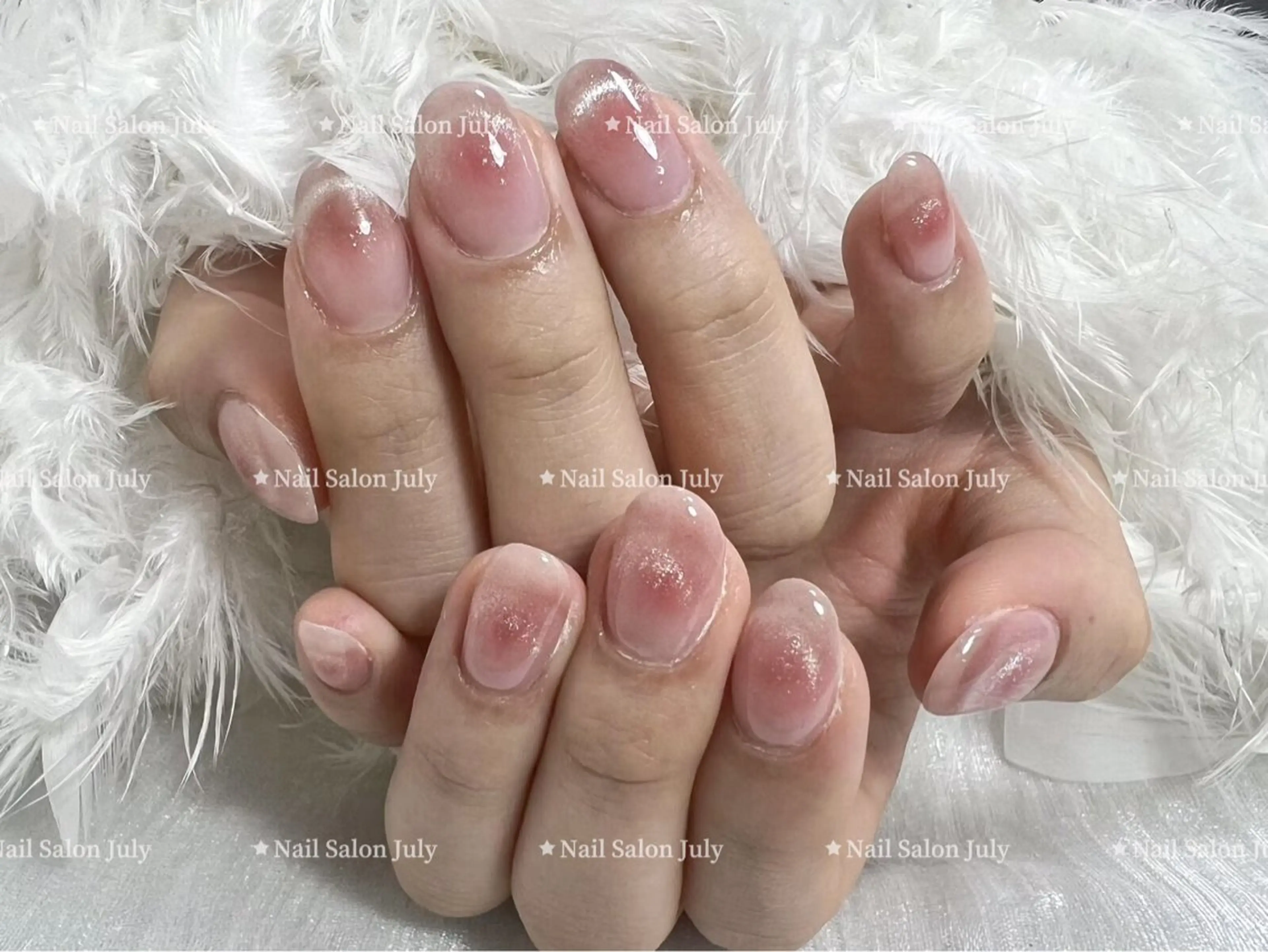 ネイル アートネイル オーロラネイル ジェルネイル ガーリー キラキラネイル July モモのネイルデザイン