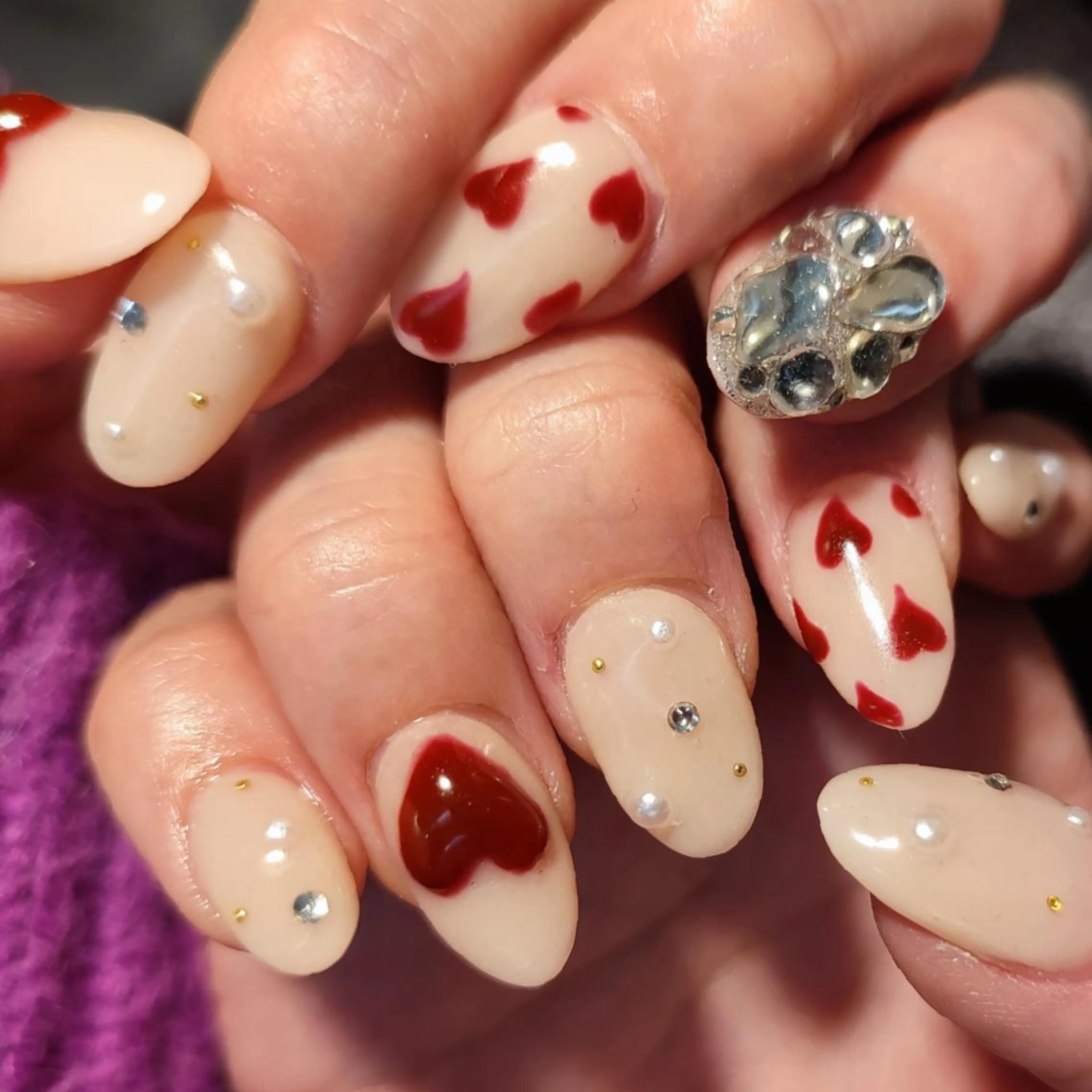 ネイル ハンドネイル RUNWAY 　　の眉毛・アイブロウイメージ