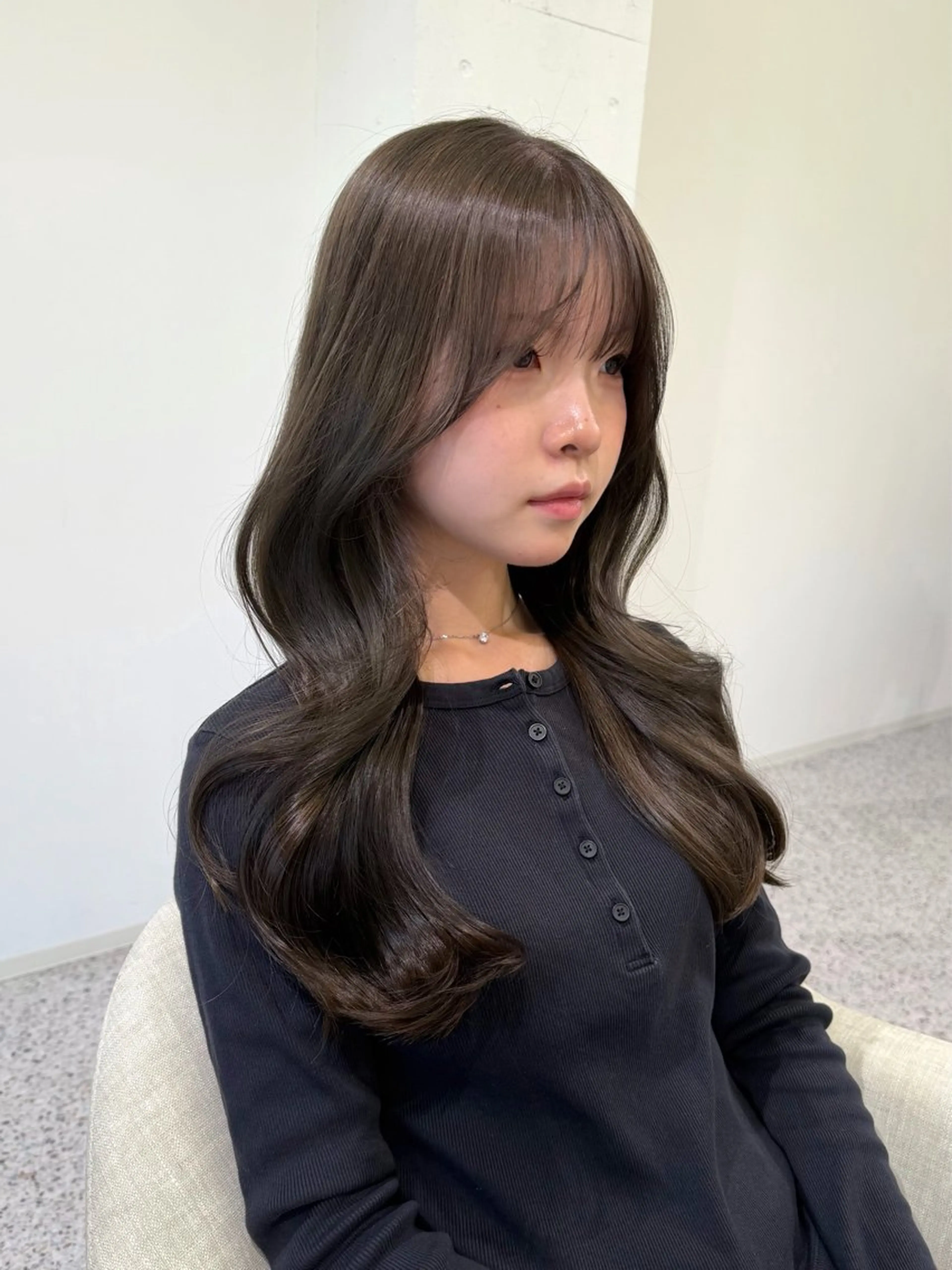 ロング カラー ヘアアレンジ ブリーチ カット ヘアカラー トリートメント cher. naoのヘアスタイル