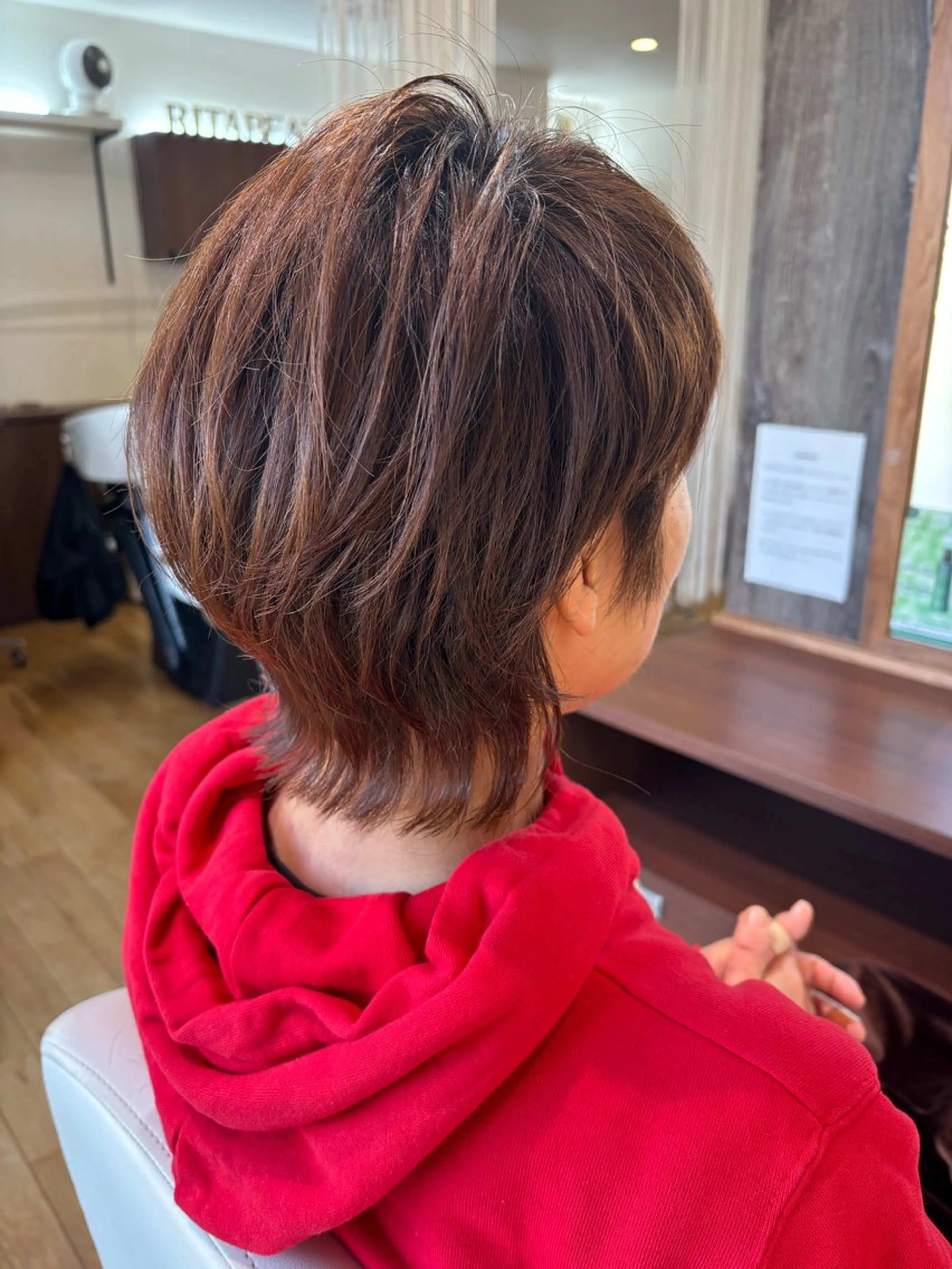 ショート Rita- 小栗奈津子のヘアスタイル