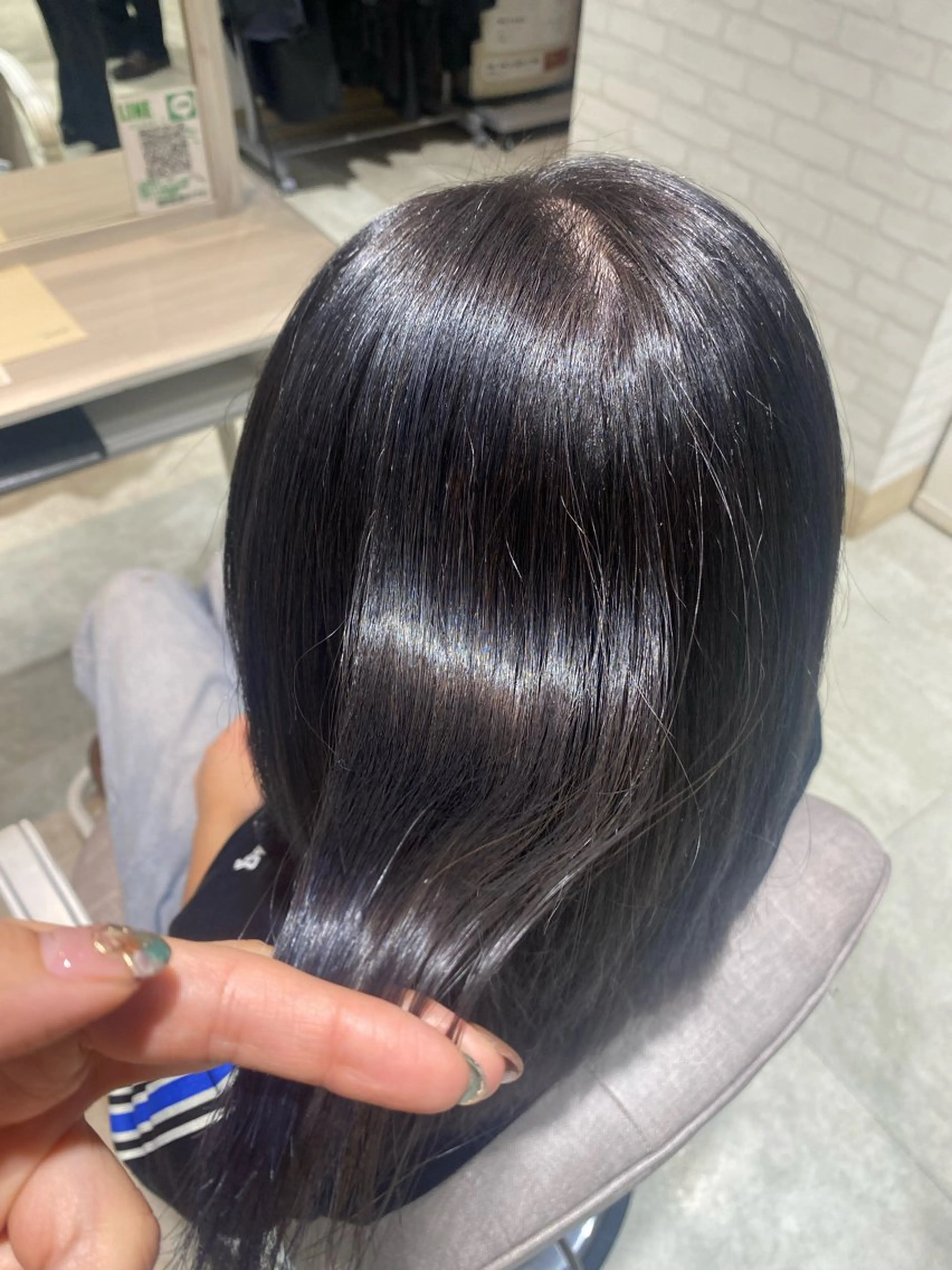 ダメージレスクーポン💇♀️似合わせカット+髪質改善カラー✨ツヤさらになりもれなく天使の輪が…!🥰の写真