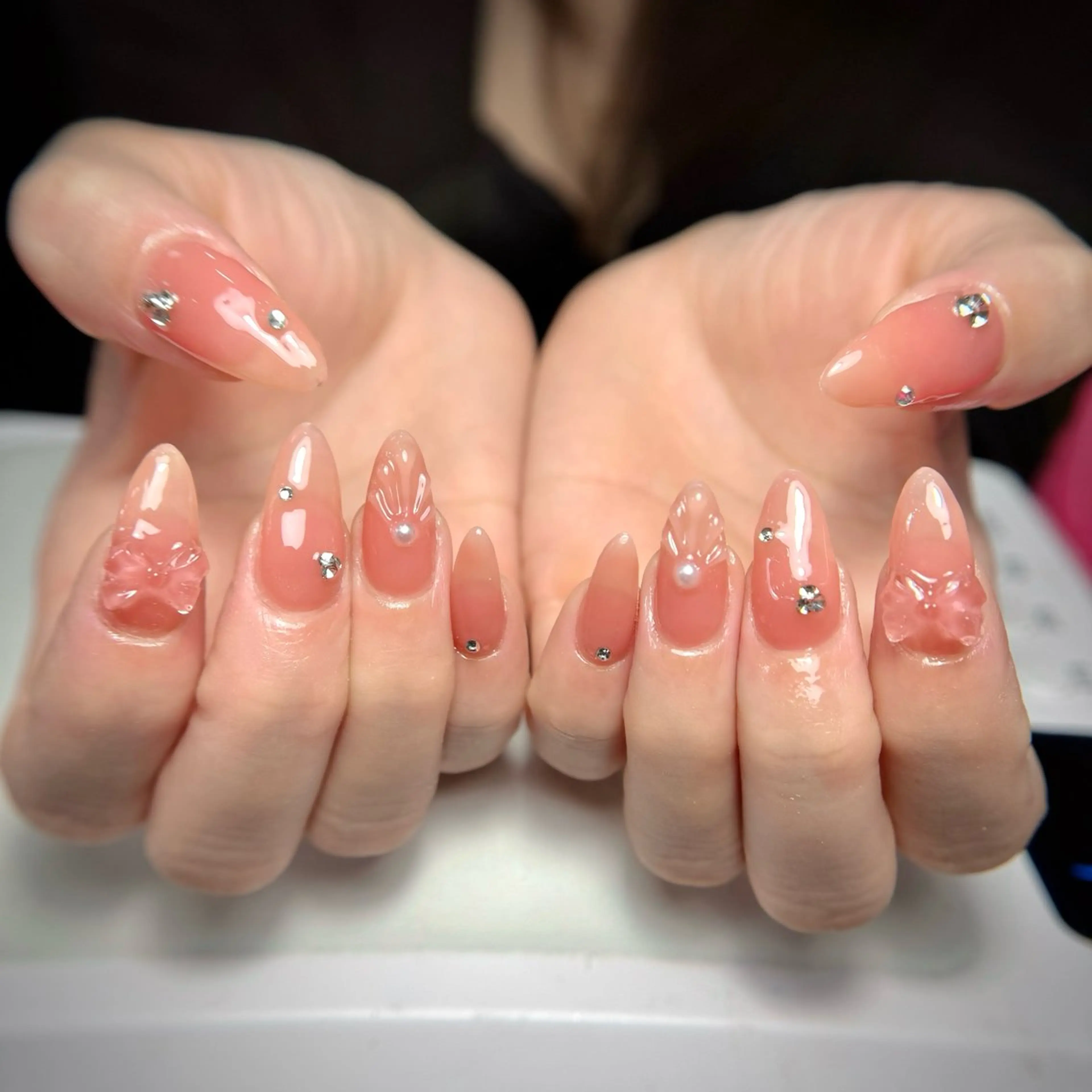 ネイル 長さ出し ジェルネイル 持ち込み オフィスネイル ワンカラーネイル ハンドネイル Michi_Nails_Salon所属・Michi Nail Staffのネイルデザイン