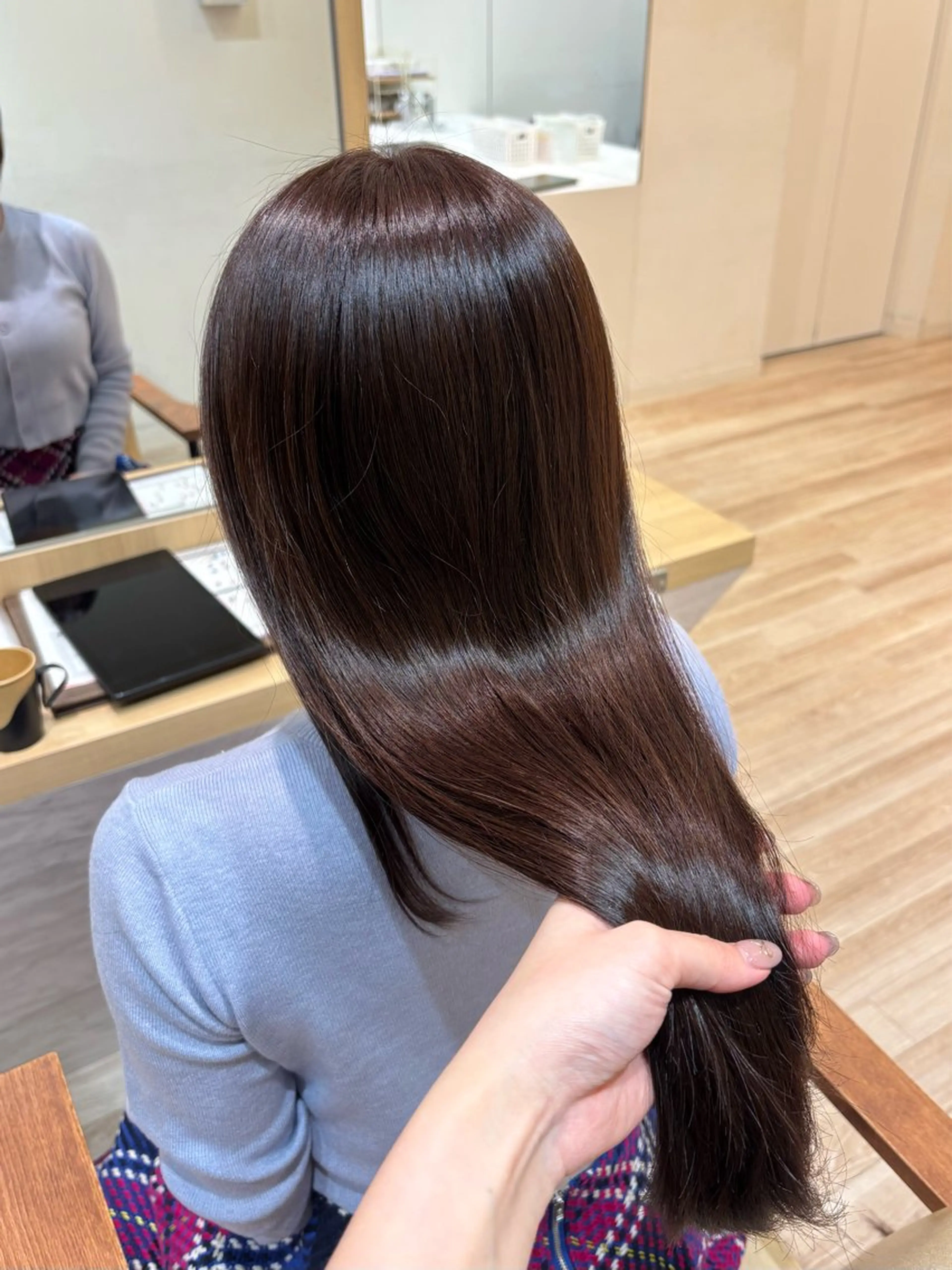 ロング カラー カット ヘアカラー トリートメント かどた はるなのヘアスタイル