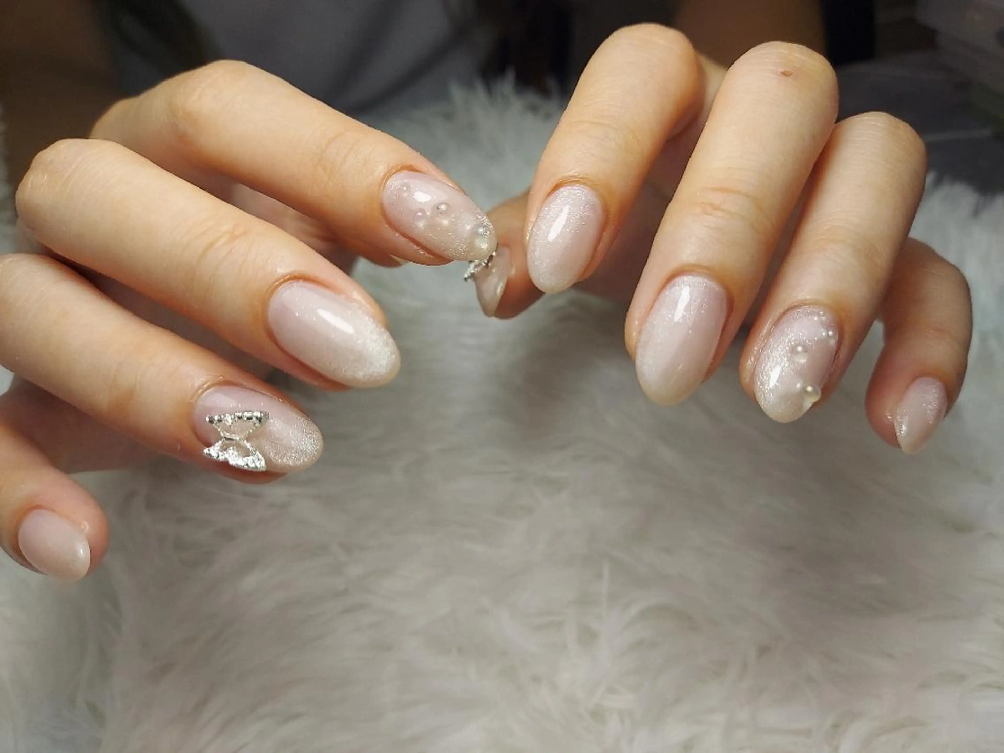 ネイル フレンチネイル マグネットネイル マグネットフレンチ ハンドネイル Nailspeace Omalyのネイルデザイン