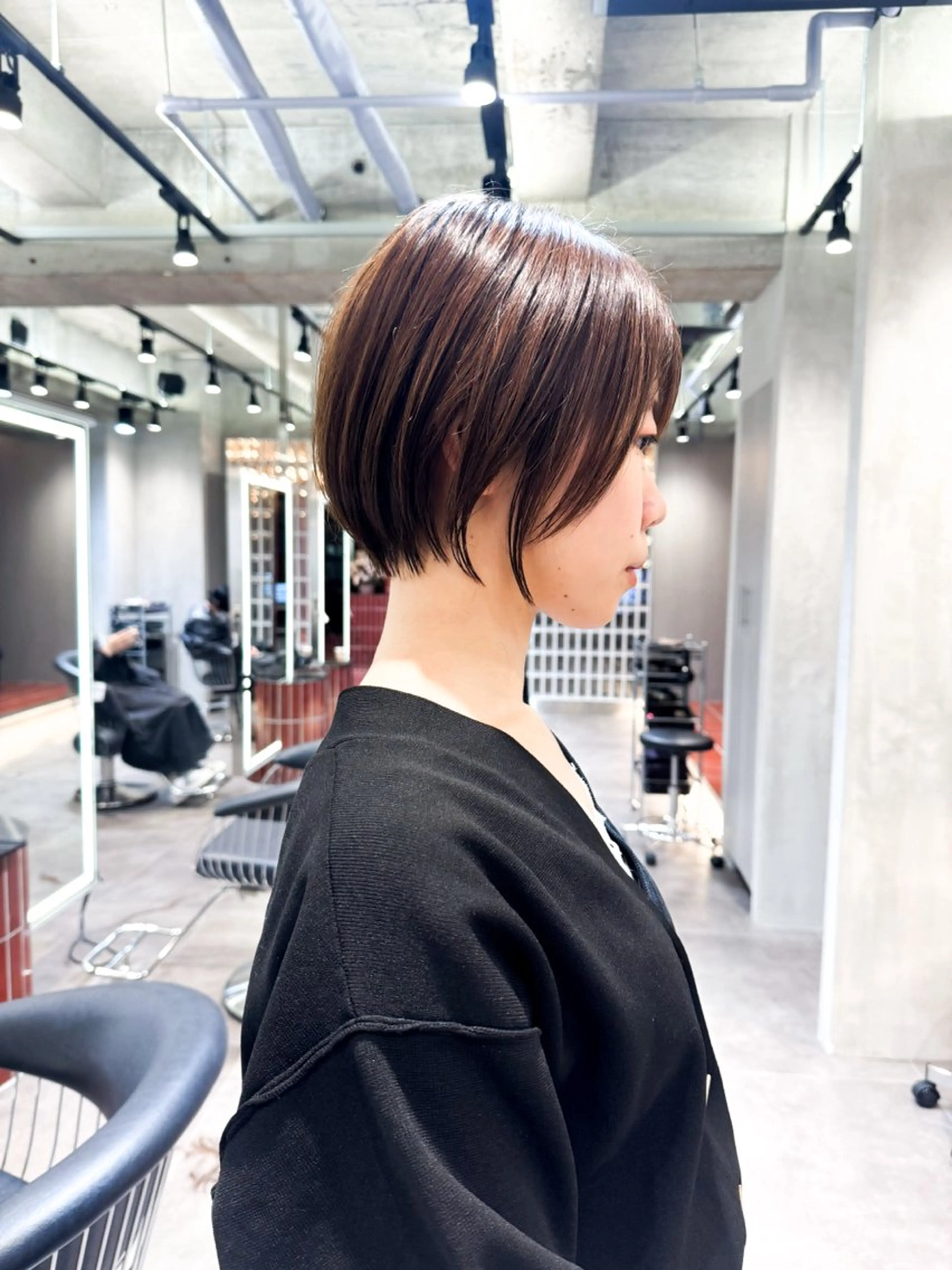 ショート アッシュ 似合わせカット カット ヘアカラー トリートメント ヘアセット 360°キレイな ショートカットのヘアスタイル