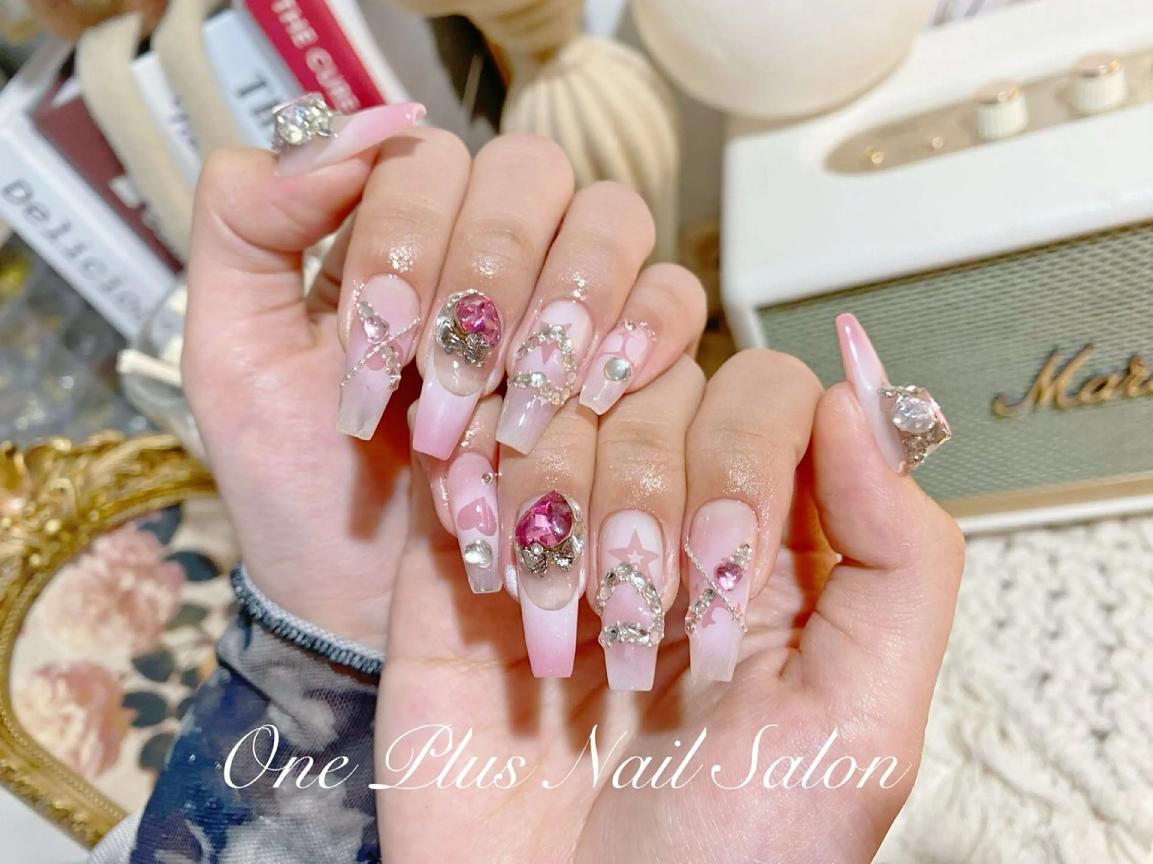 ネイル ハンドネイル ハンドケア One Plus Nail Salonのネイルデザイン