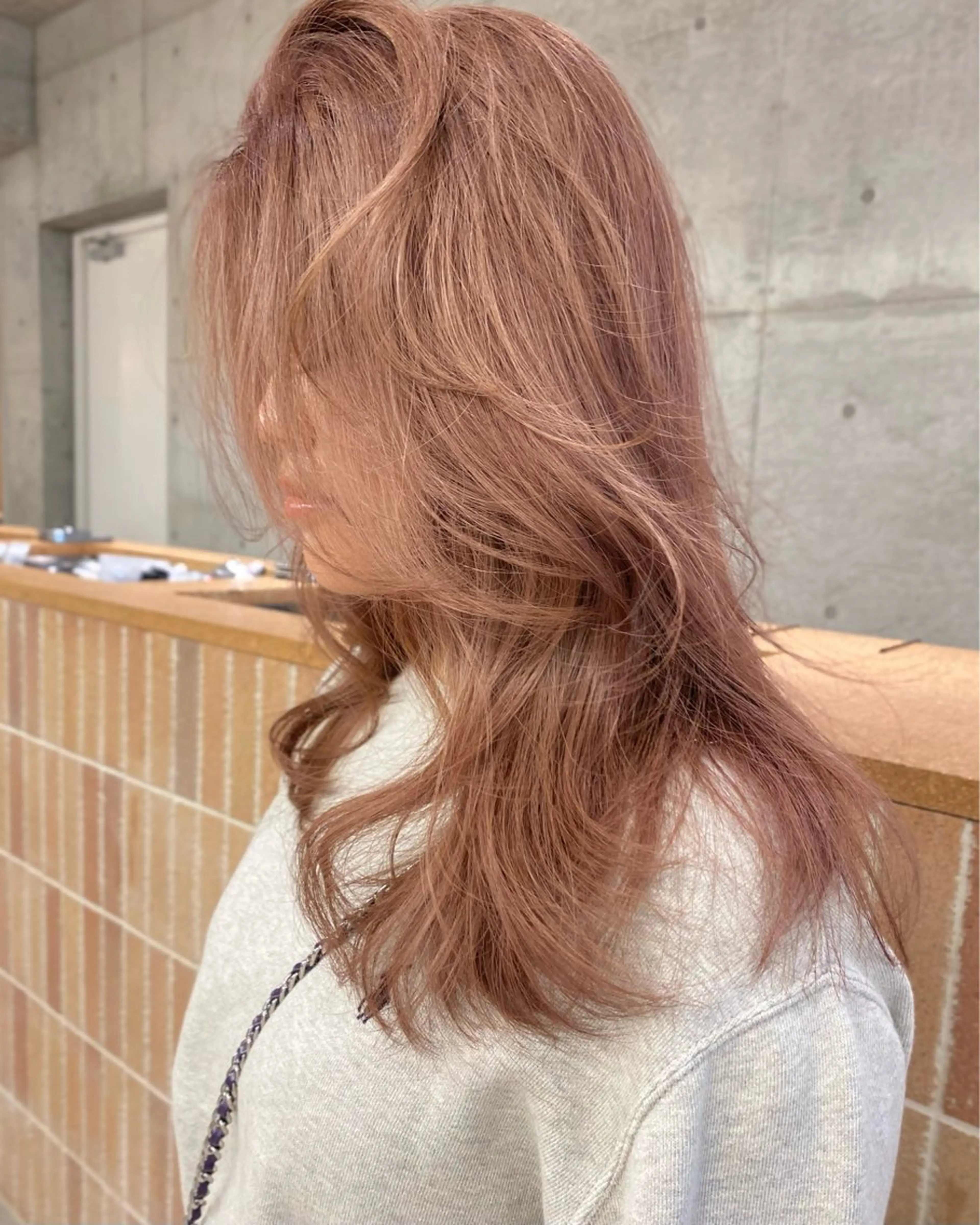 【ダブルカラー】ブリーチリタッチ＋ワンカラー＋顔周りカット/ケアブリーチの写真