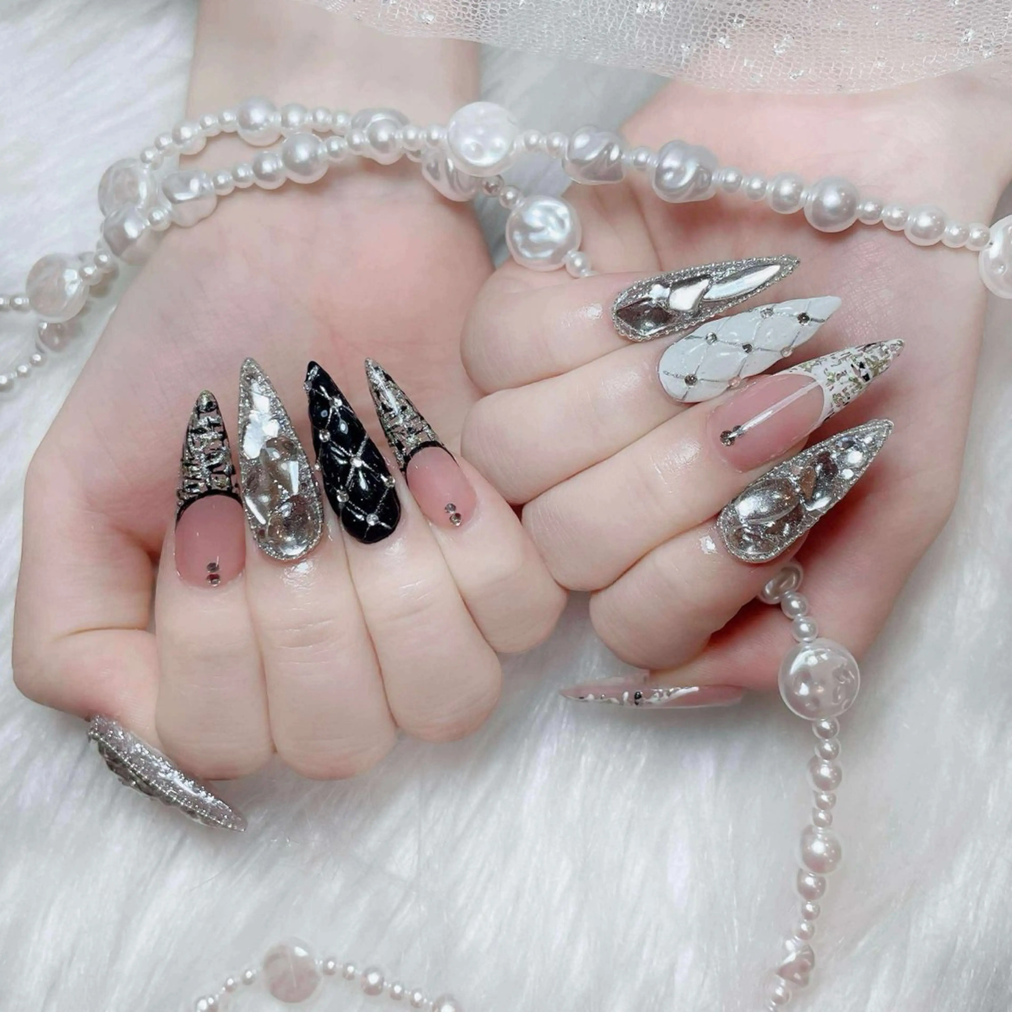 ネイル ハンドネイル Queen Nail Salonのネイルデザイン