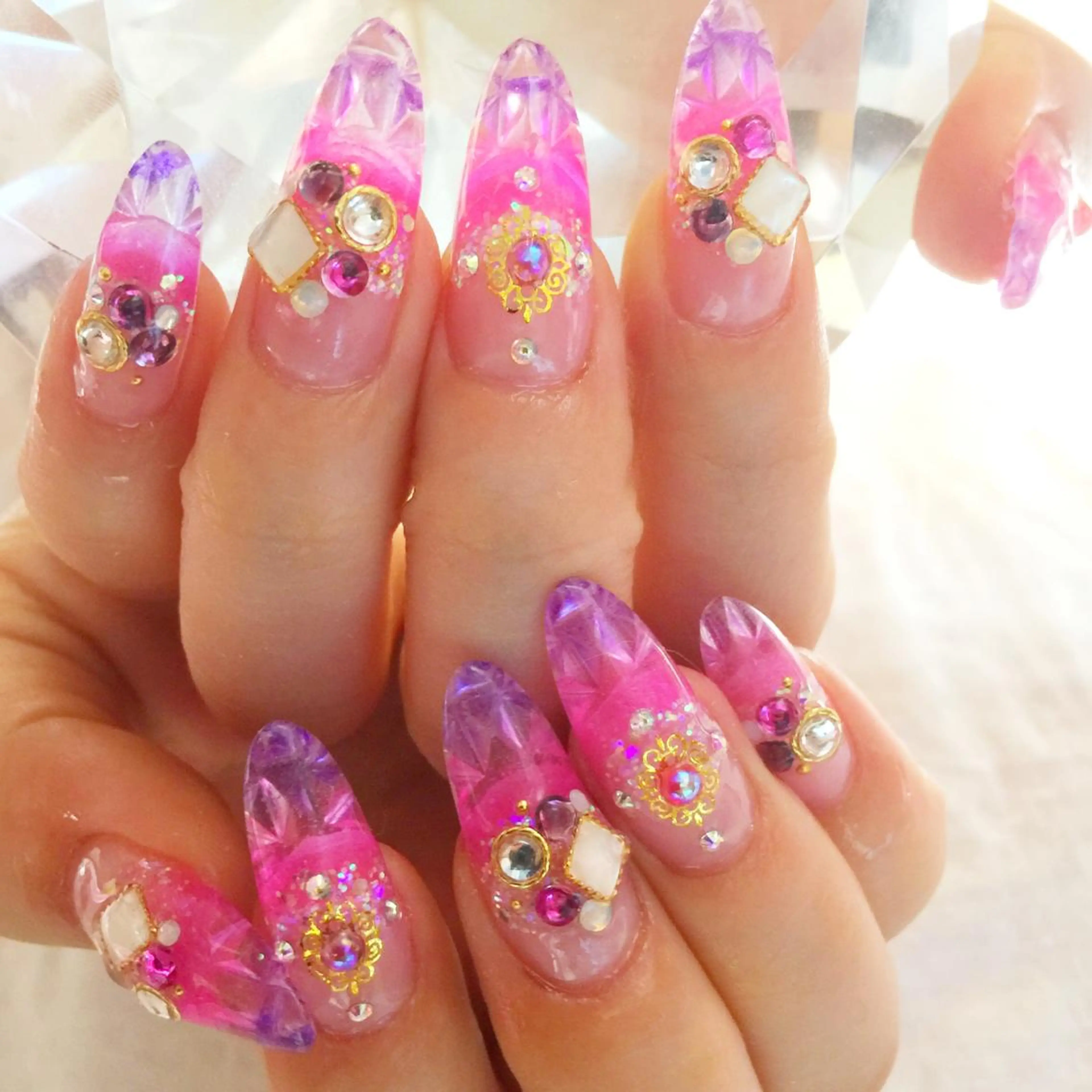 ネイル グラデーション ピンク パープル YUN 💅のネイルデザイン