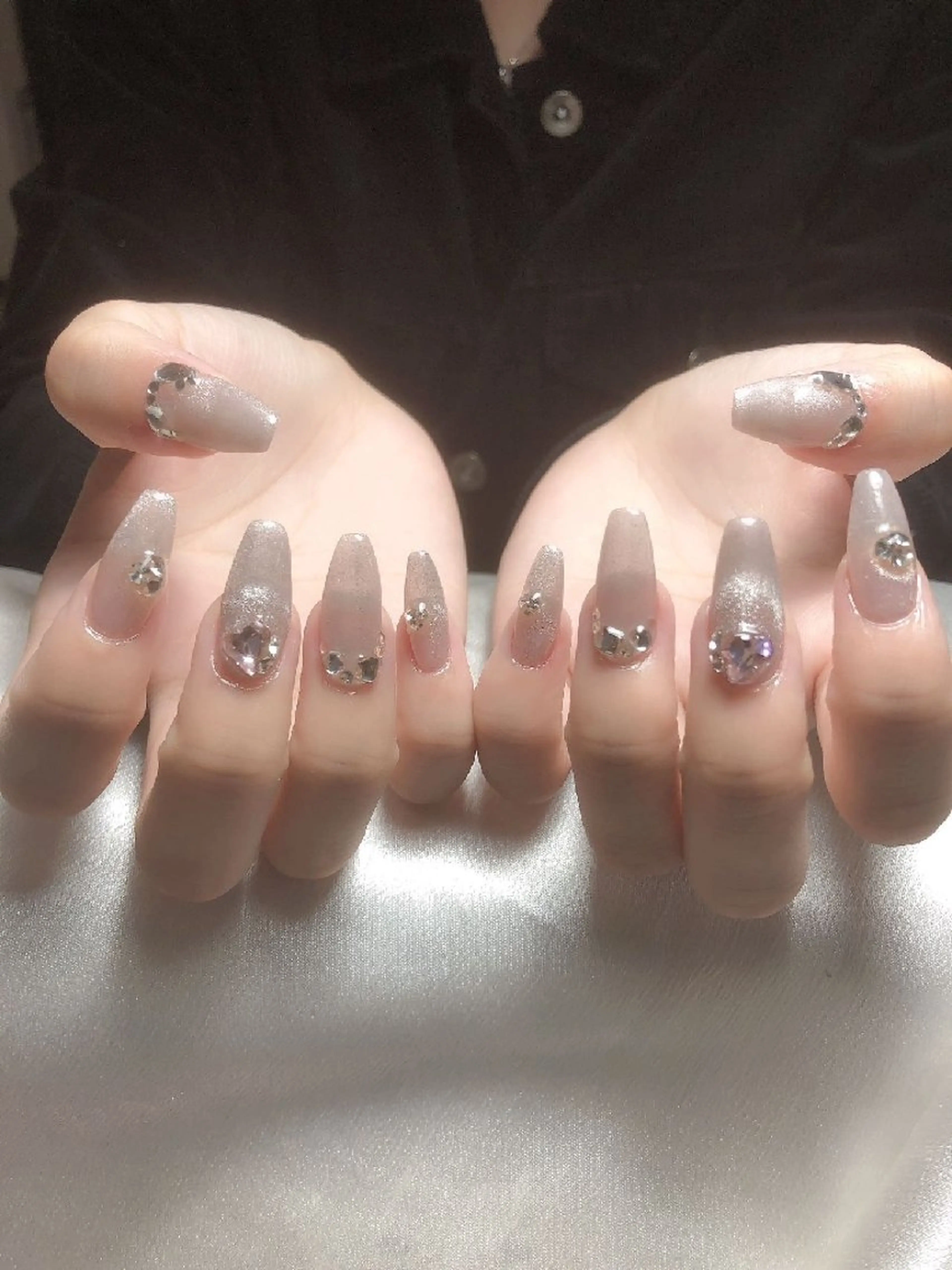 ネイル ENsalon AKIRAのネイルデザイン