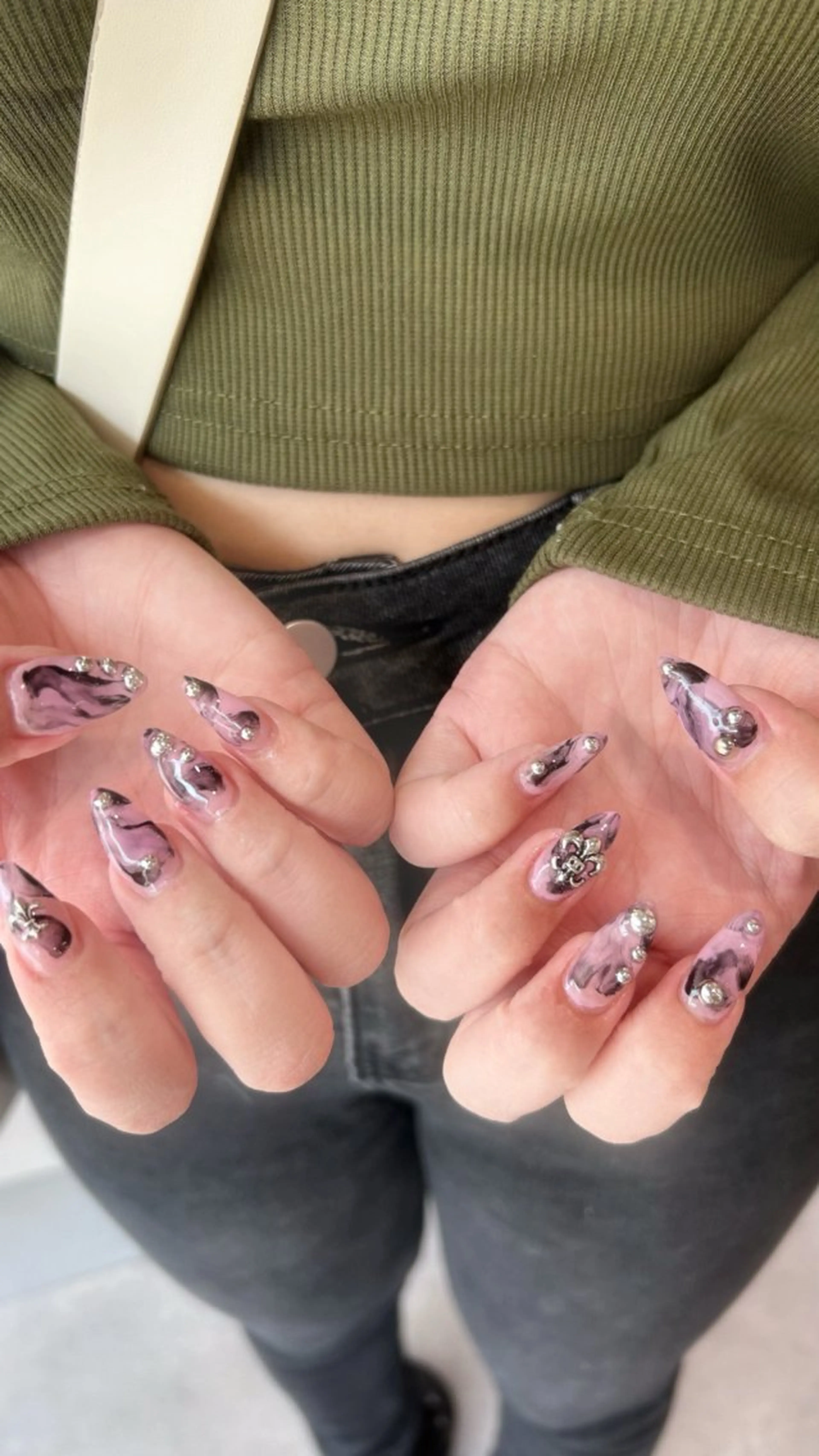 ネイル アートネイル ニュアンスネイル ストーンネイル vante yudukiのネイルデザイン