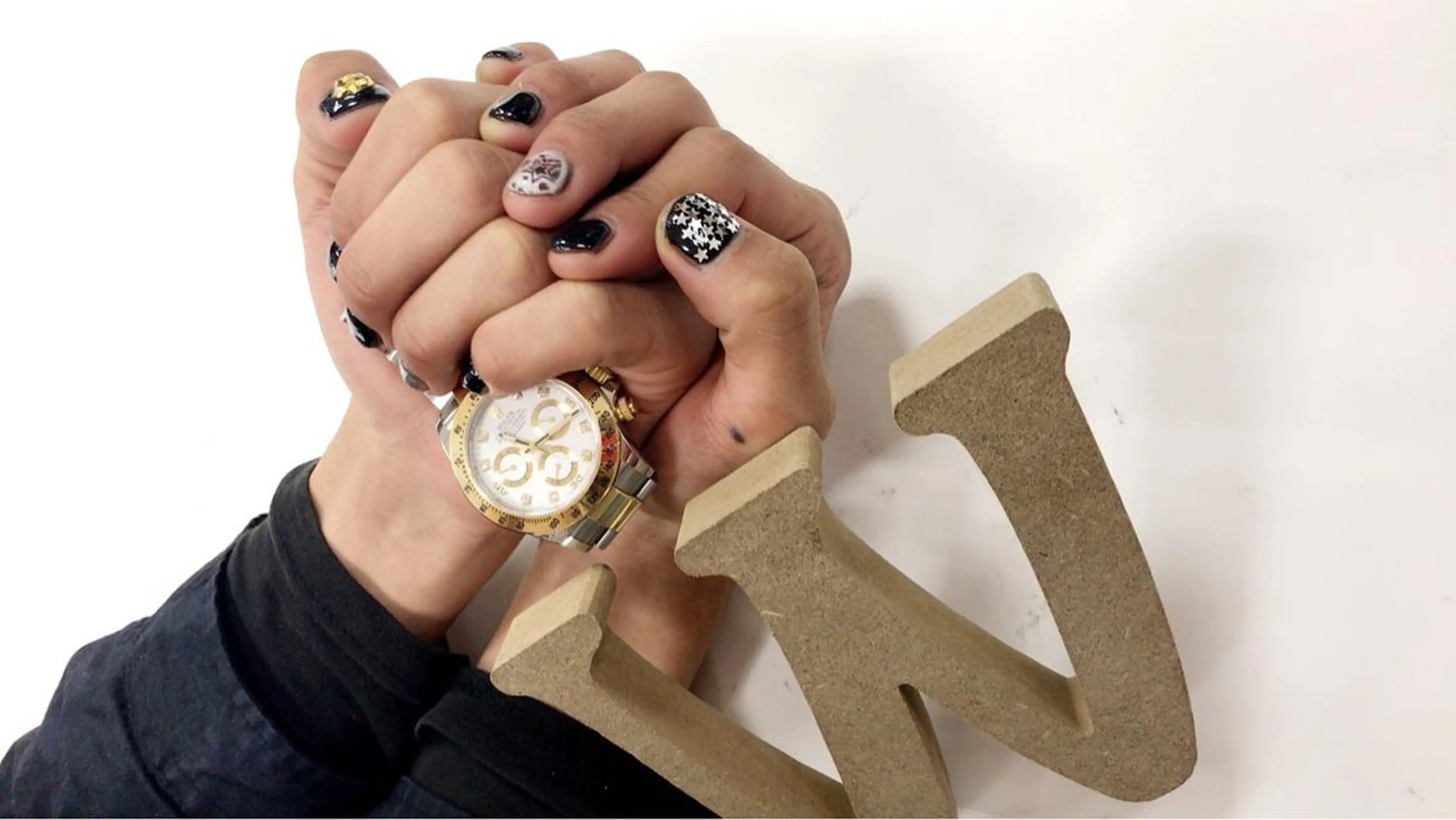 ネイル メンズネイル レイヤーカット 早崎太生のヘアスタイル