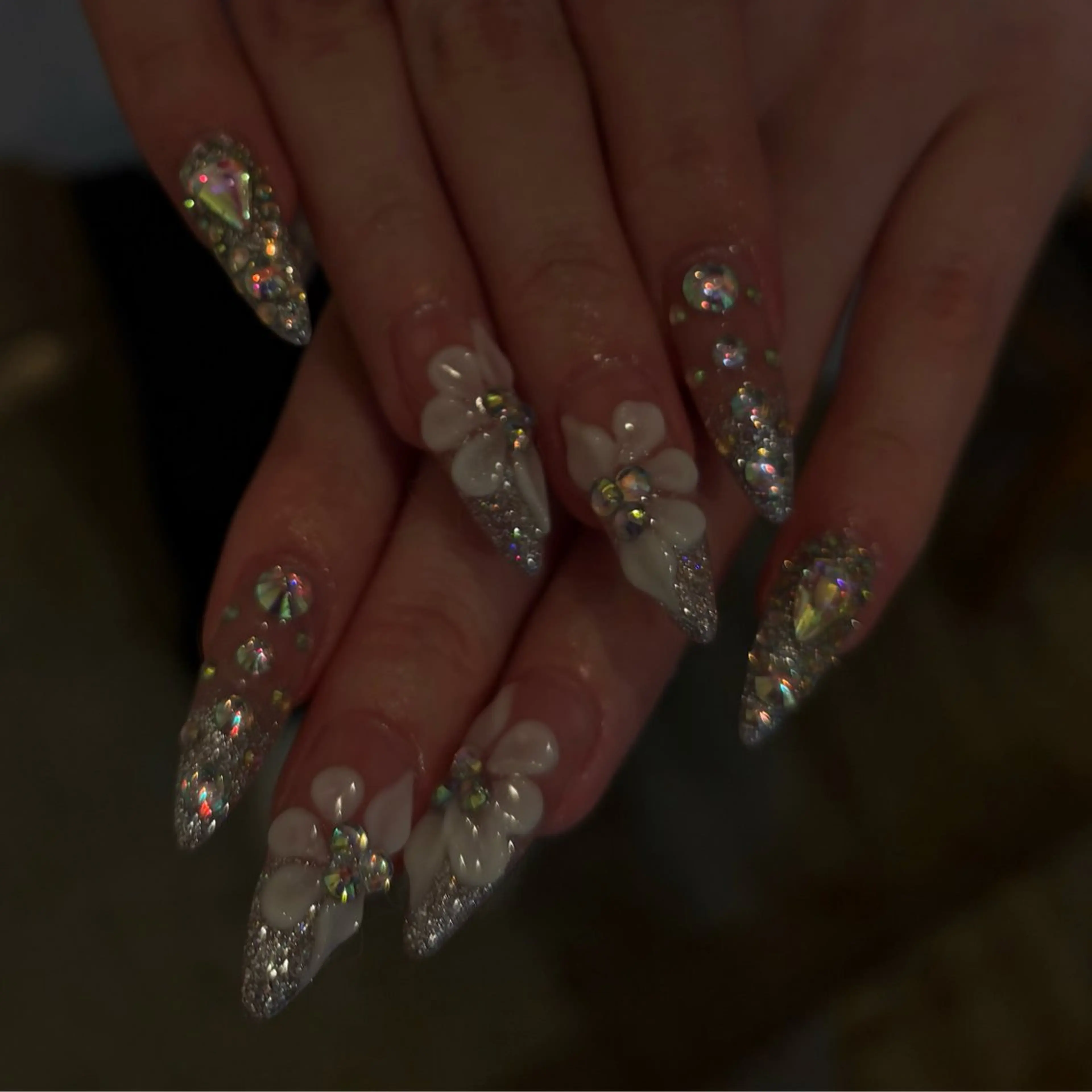 ネイル ハンドネイル フットネイル yuri / 個性派nailのネイルデザイン