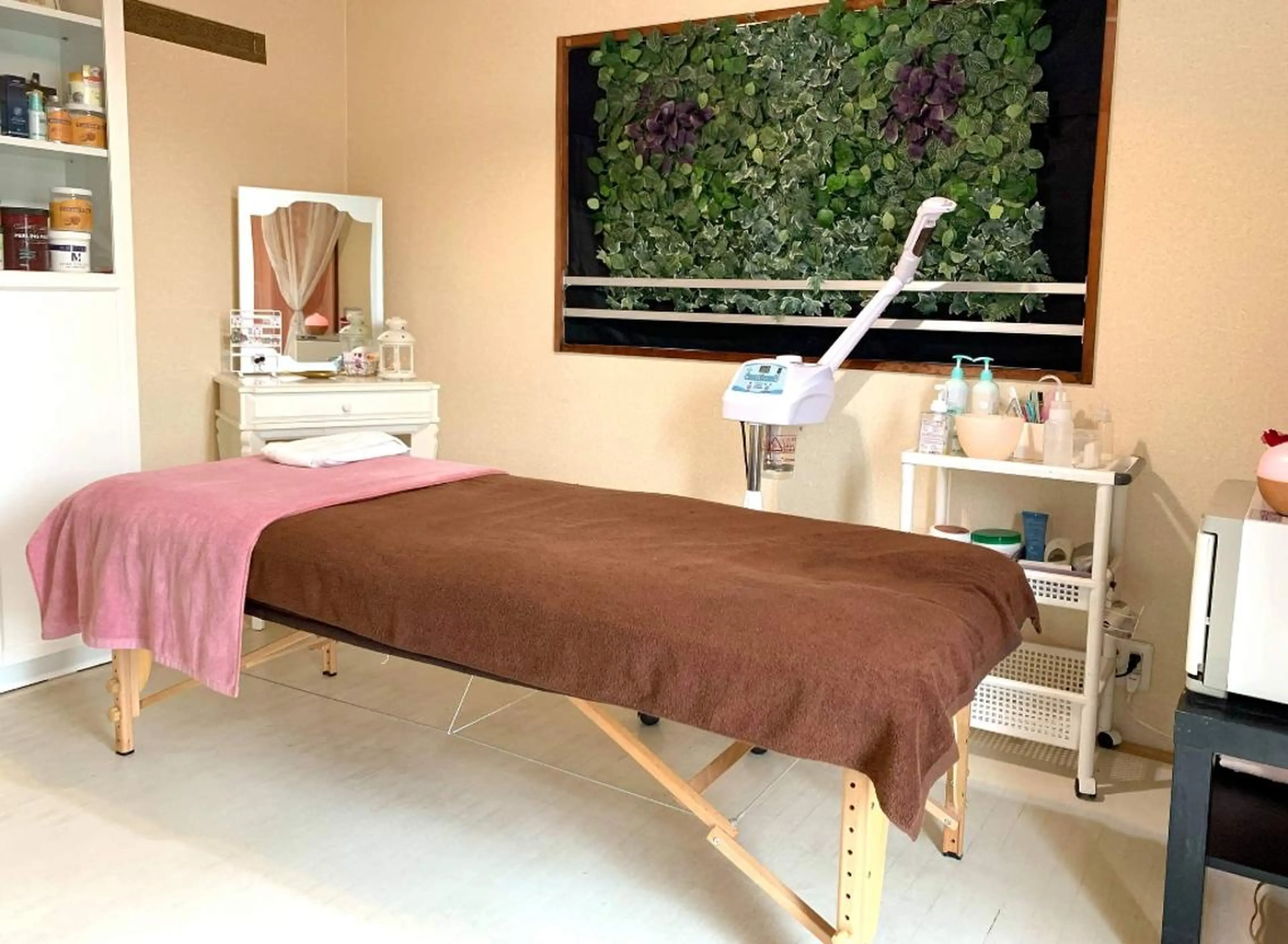 トバル ユリコのエステ・リラクイメージ