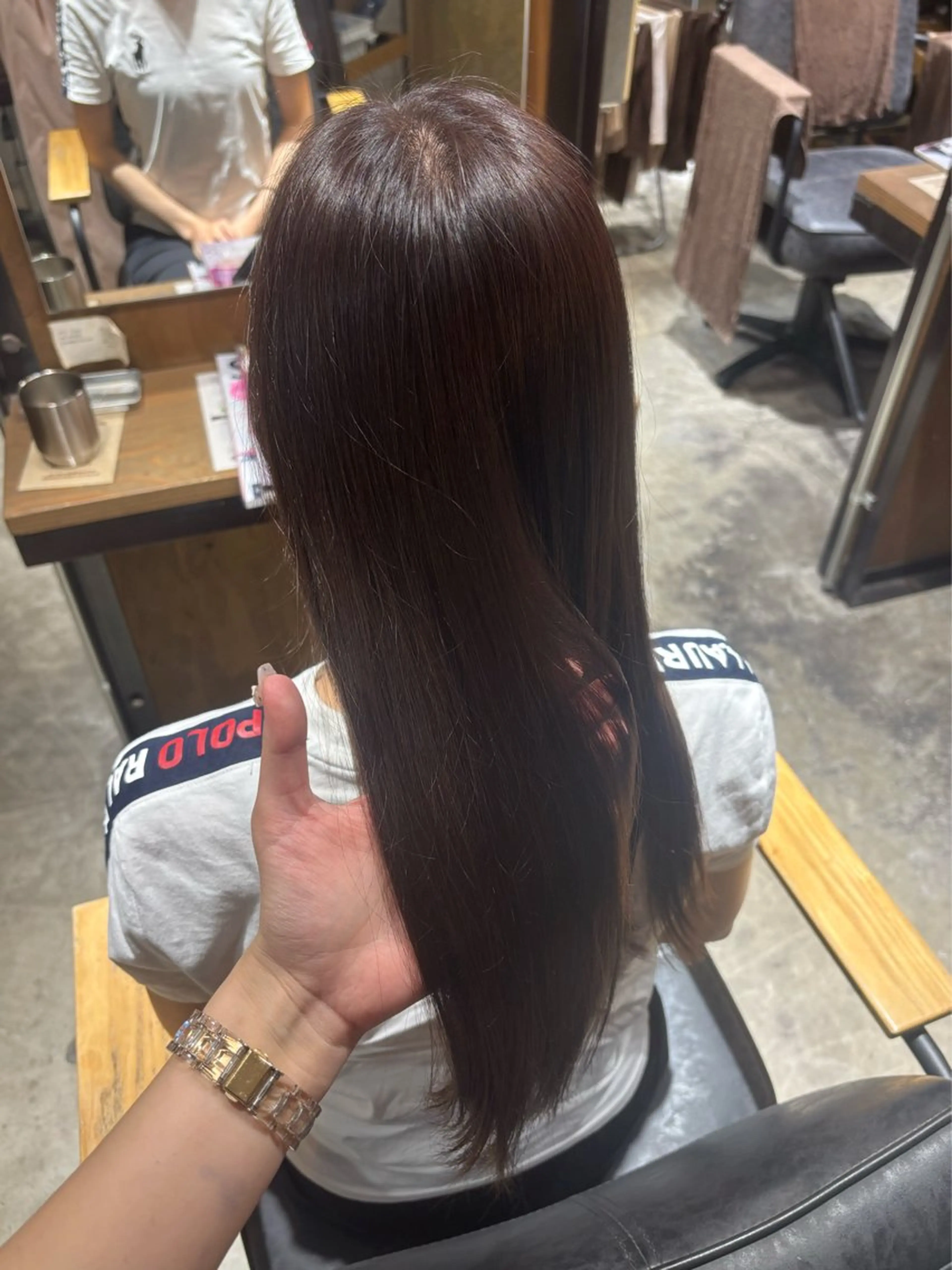 カラー ラベンダーカラー 山下 奈々美のヘアスタイル