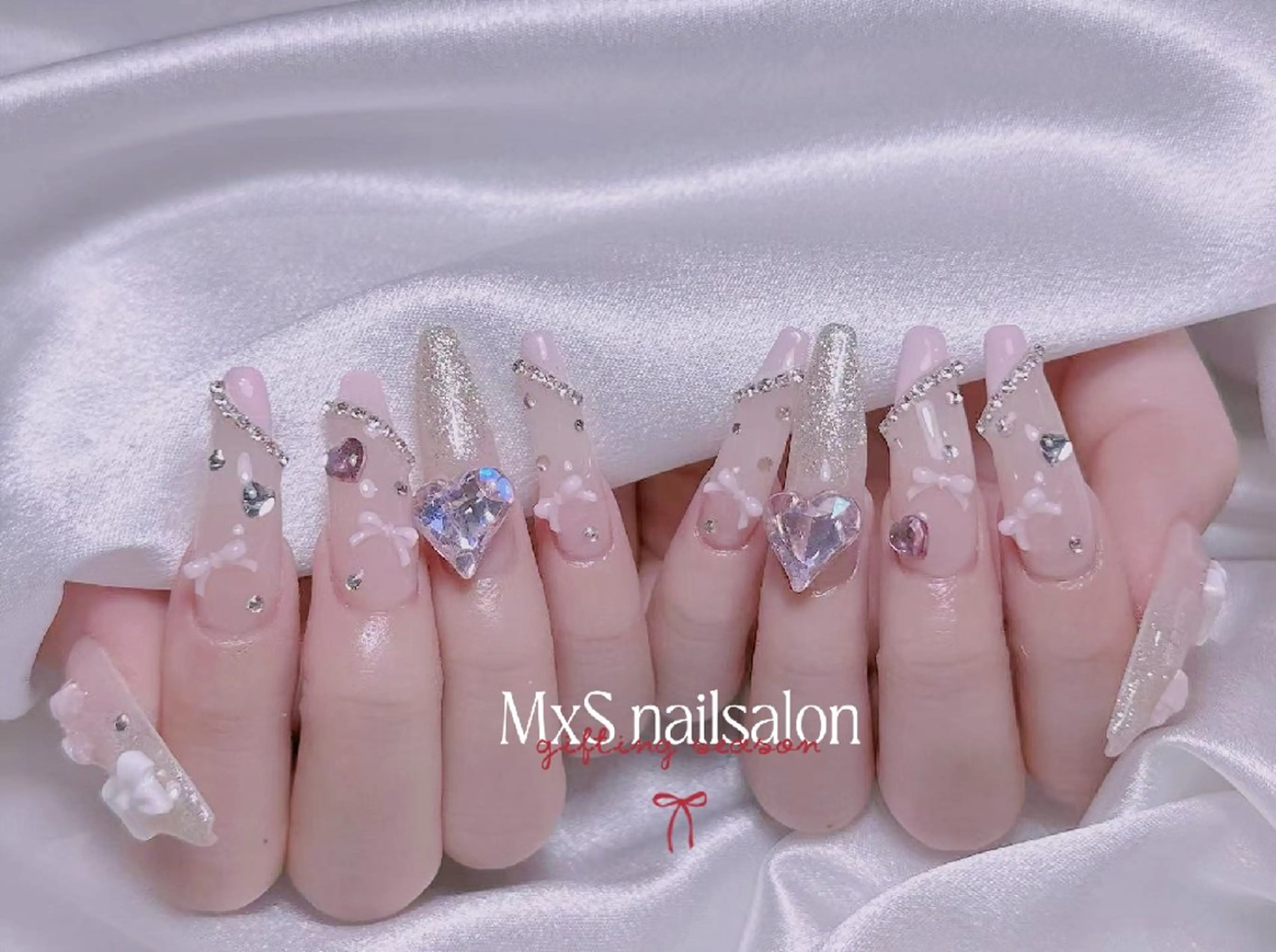 ネイル ジェルネイル 韓国ネイル マグネットネイル パラジェル バレンタイン ハンドネイル M×S Nail みなのネイルデザイン