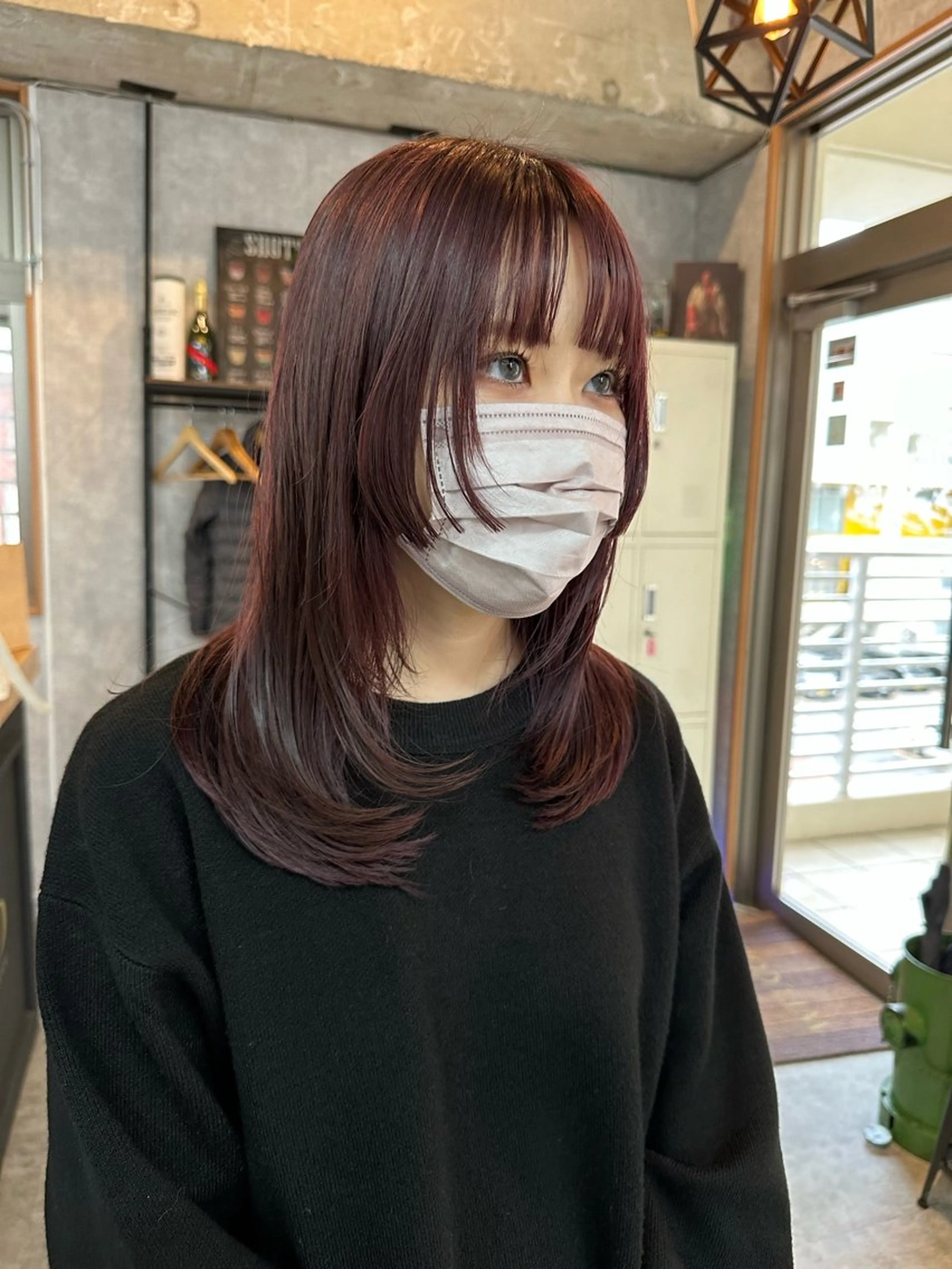 ミディアム 切りっぱなしボブ ショートボブ ボブ くびれヘア ハイライト カット ヘアカラー トリートメント モテ髪/ボブ/ショー ト/アダチフウトのヘアスタイル