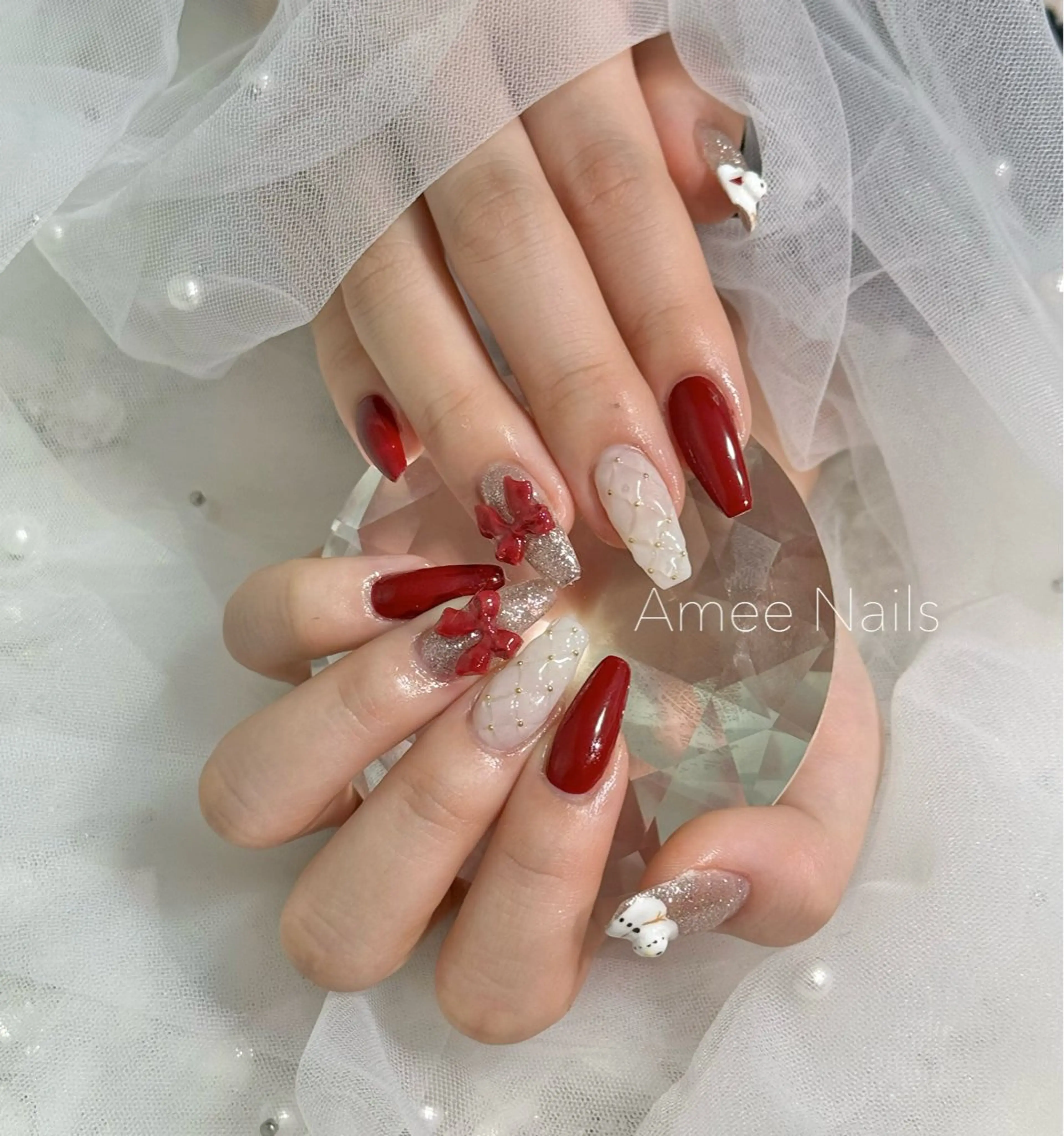 ネイル オーロラネイル クリアネイル フラッシュネイル ジェルネイル グラデーション ハンドネイル Amee Nail Salonのネイルデザイン