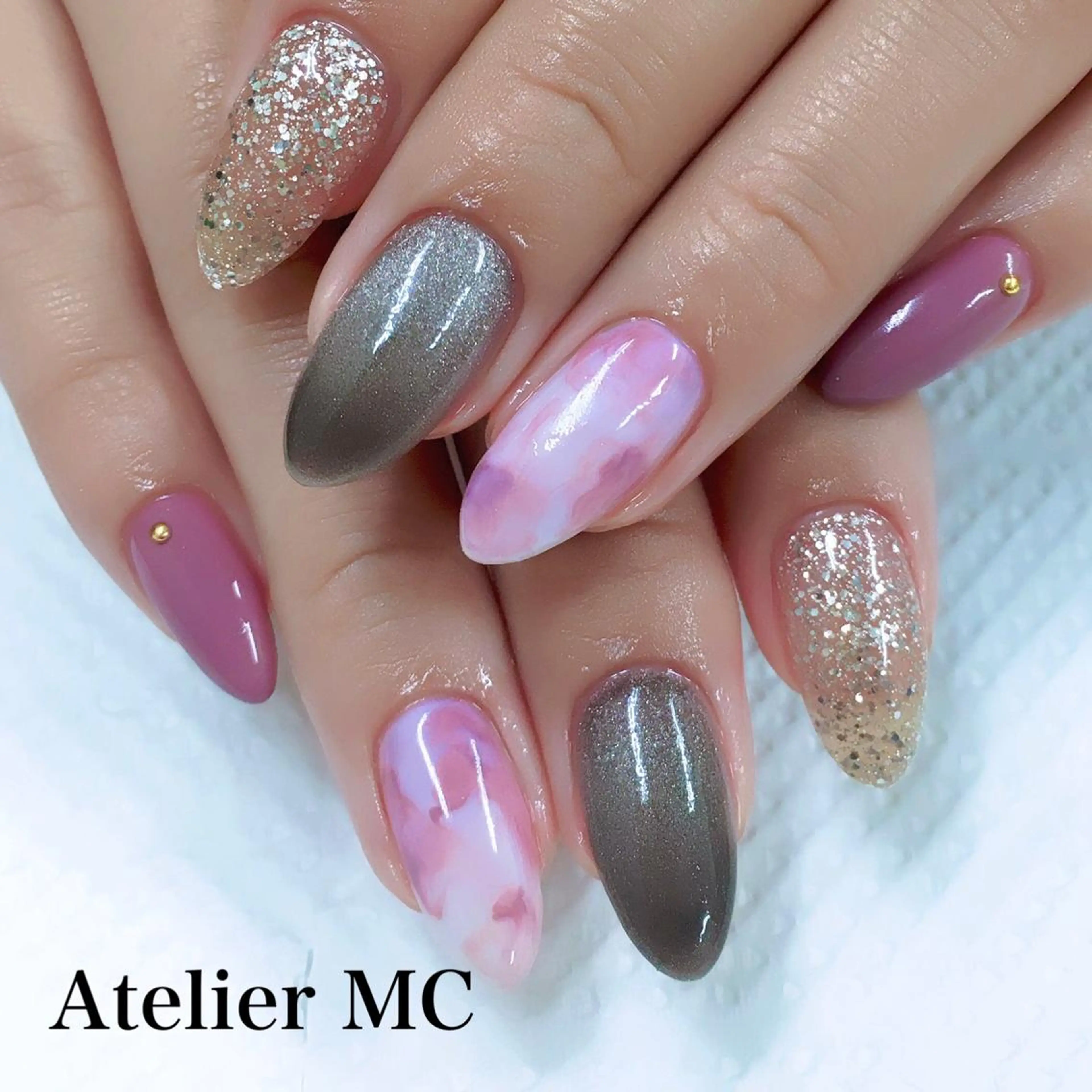 ネイル アトリエ エムシー 【新富町・東銀座】のネイルデザイン