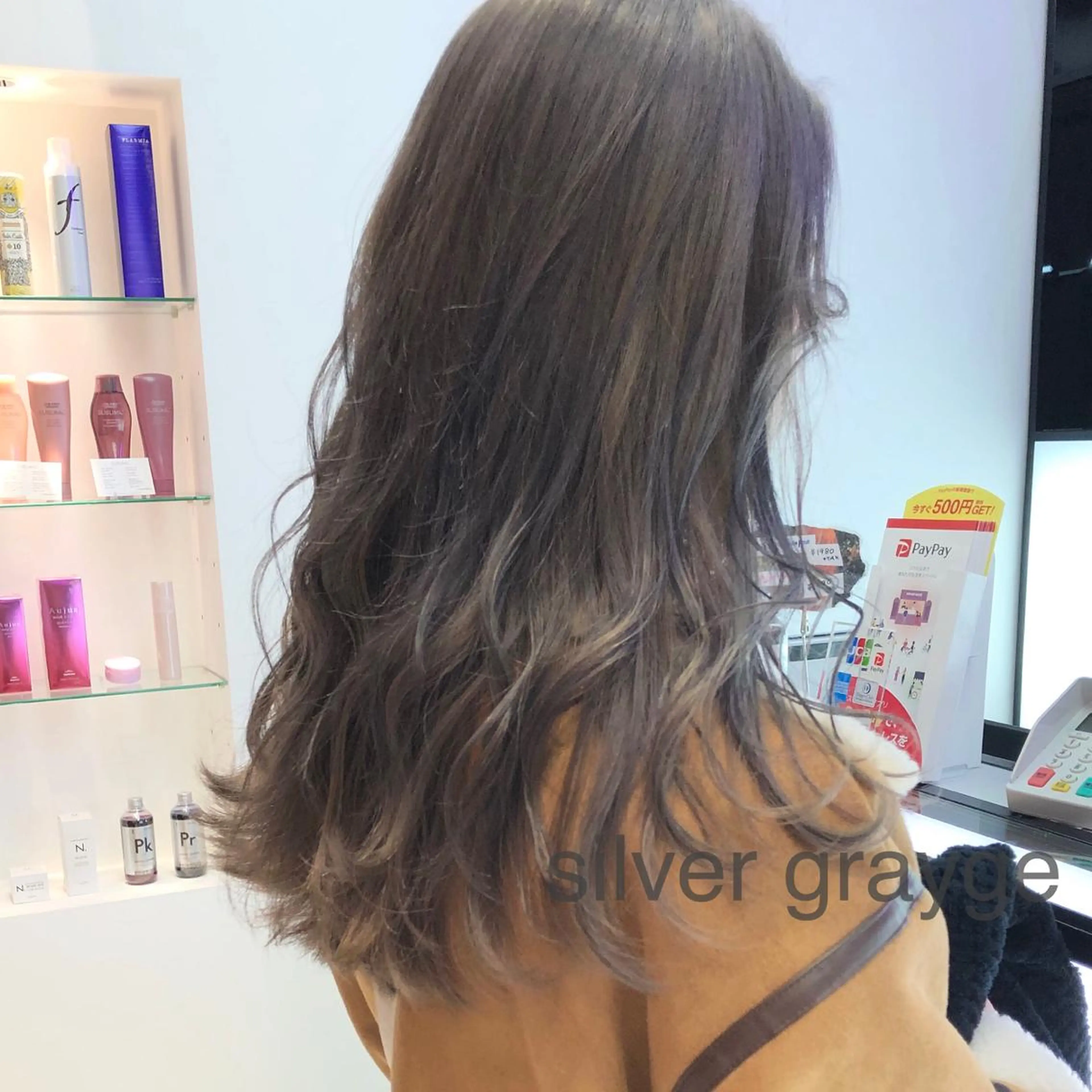 ロング カラー ベージュカラー ブリーチ ブロンド ブロンドベージュ グレージュ ヘアカラー keen吉祥寺所属・相川 愛実のヘアスタイル