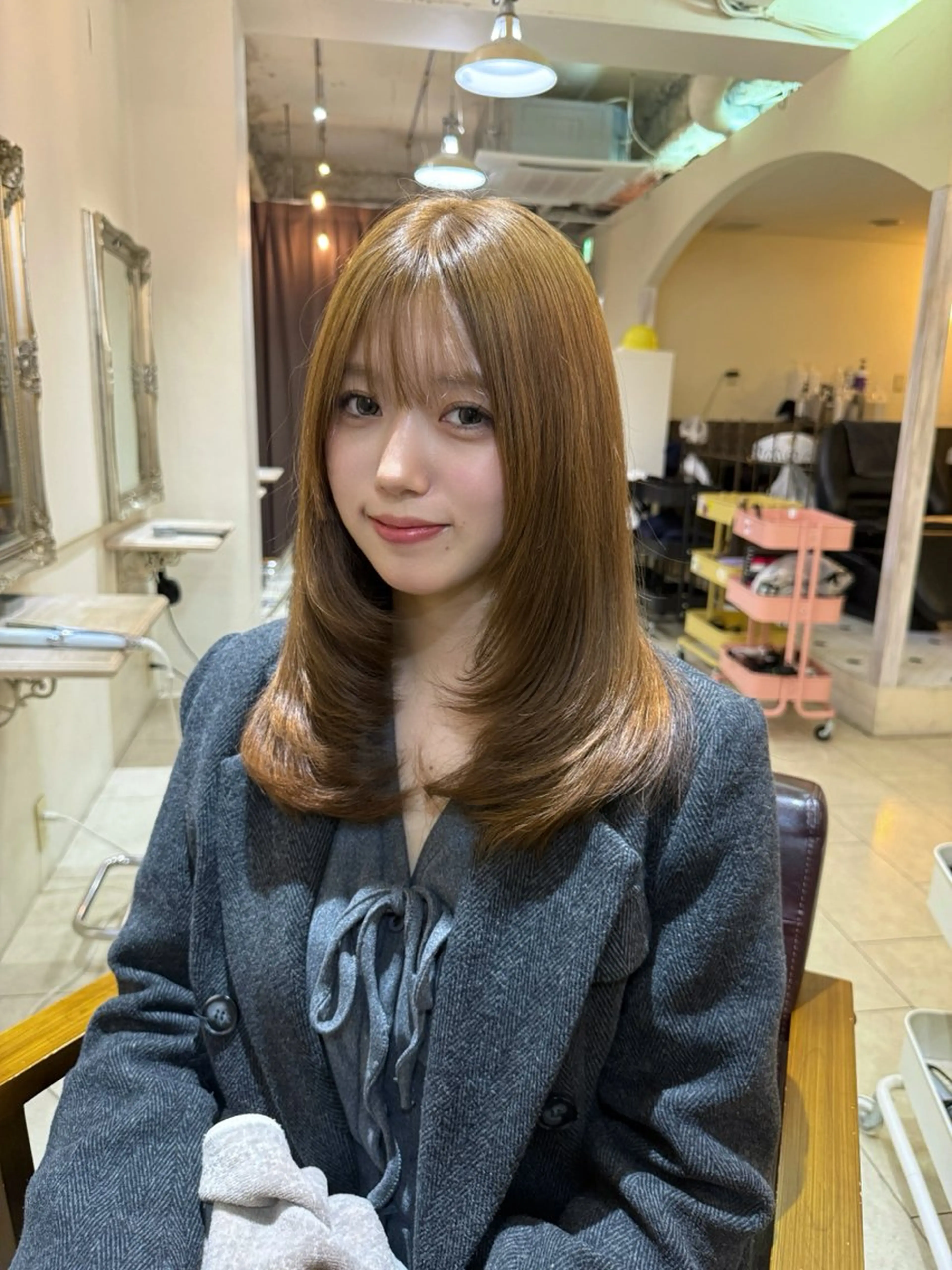 ロング カット ヘアカラー Maho/海外 レイヤー/ハッシュのヘアスタイル