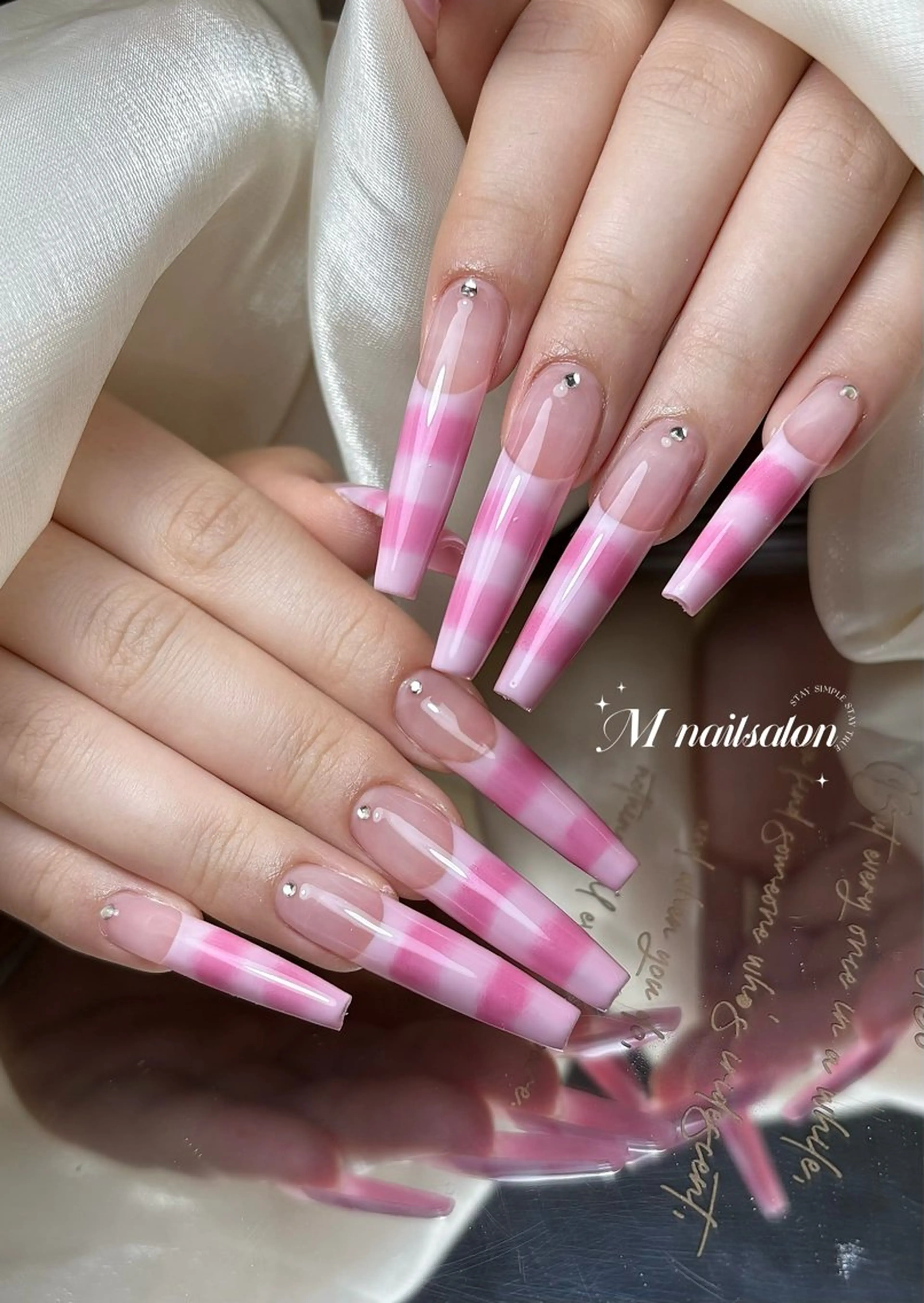ロング ハンドネイル M🌷nail 長さだし専門店のネイルデザイン