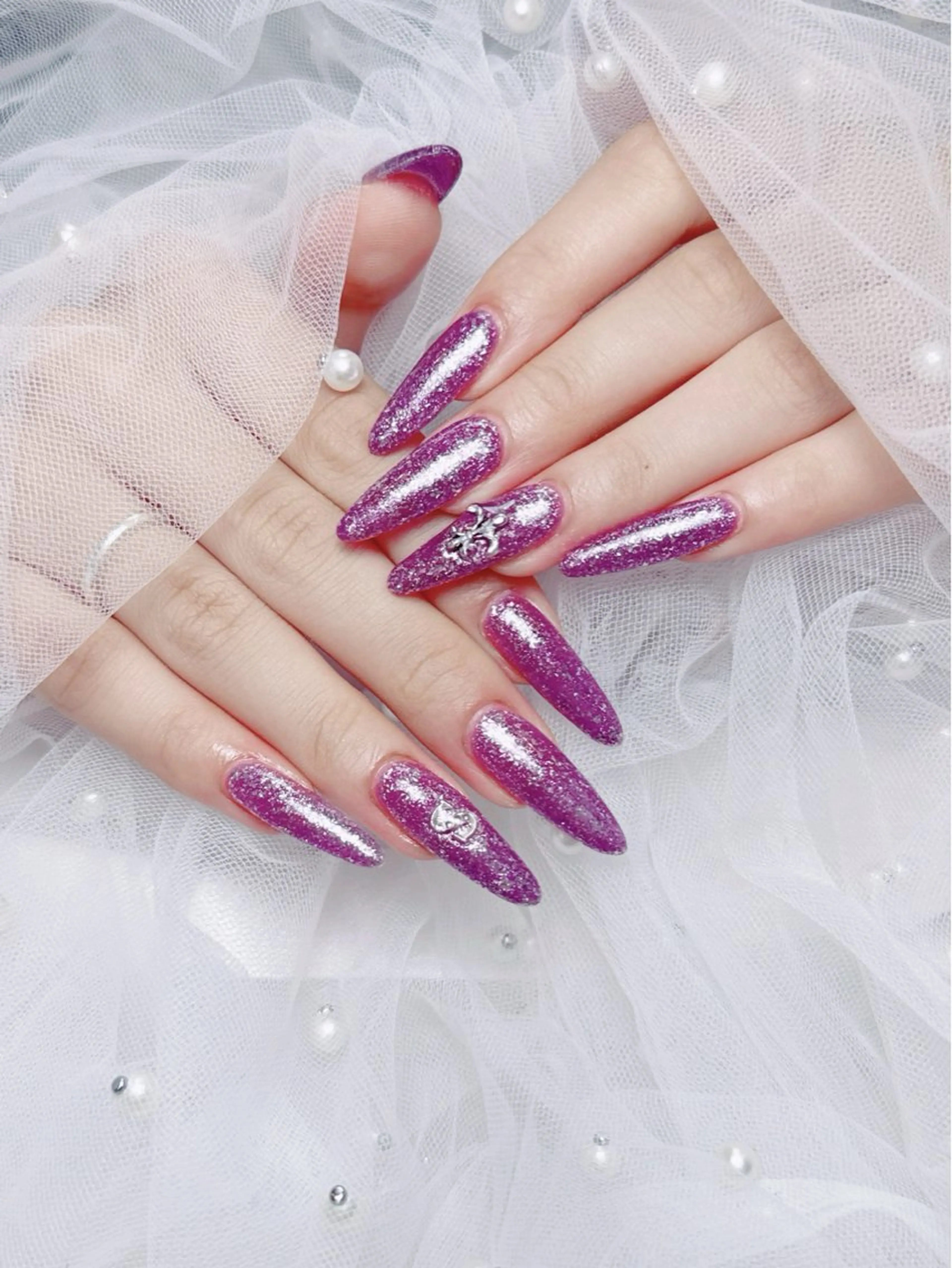 ネイル フレンチネイル ジェルネイル ハート 韓国ネイル マグネットネイル ハンドネイル ネイルサロン lotusのネイルデザイン