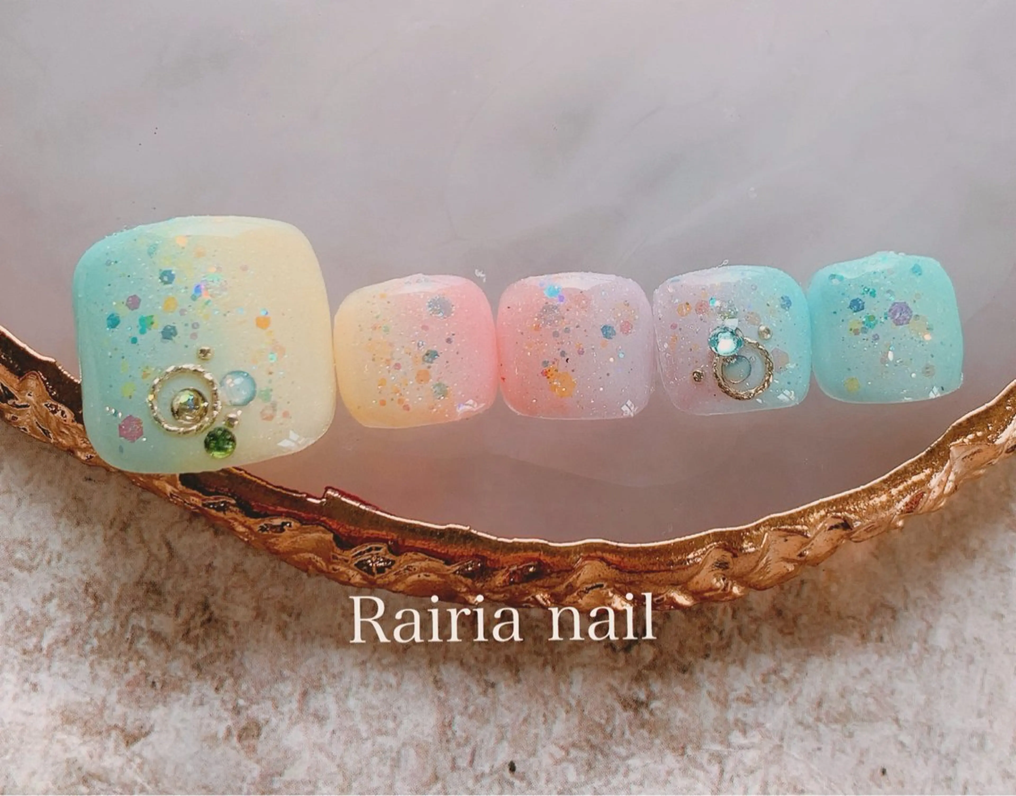 ネイル アートネイル フットネイル ジェルネイル 持ち込み ニュアンスネイル Rairia nail本八幡店のネイルデザイン