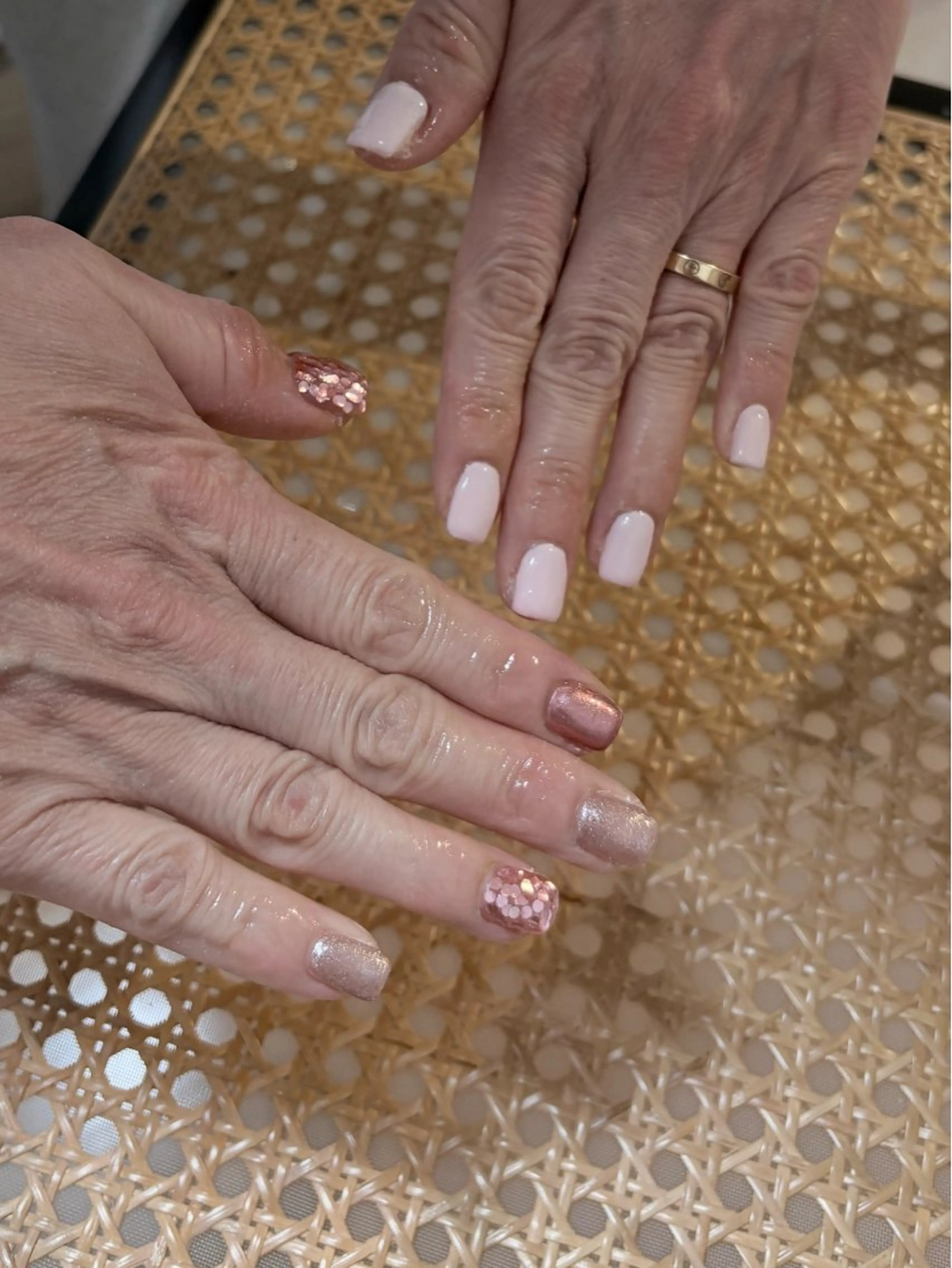 ネイル ピンク xoxo_nail 🎀FUKAのネイルデザイン