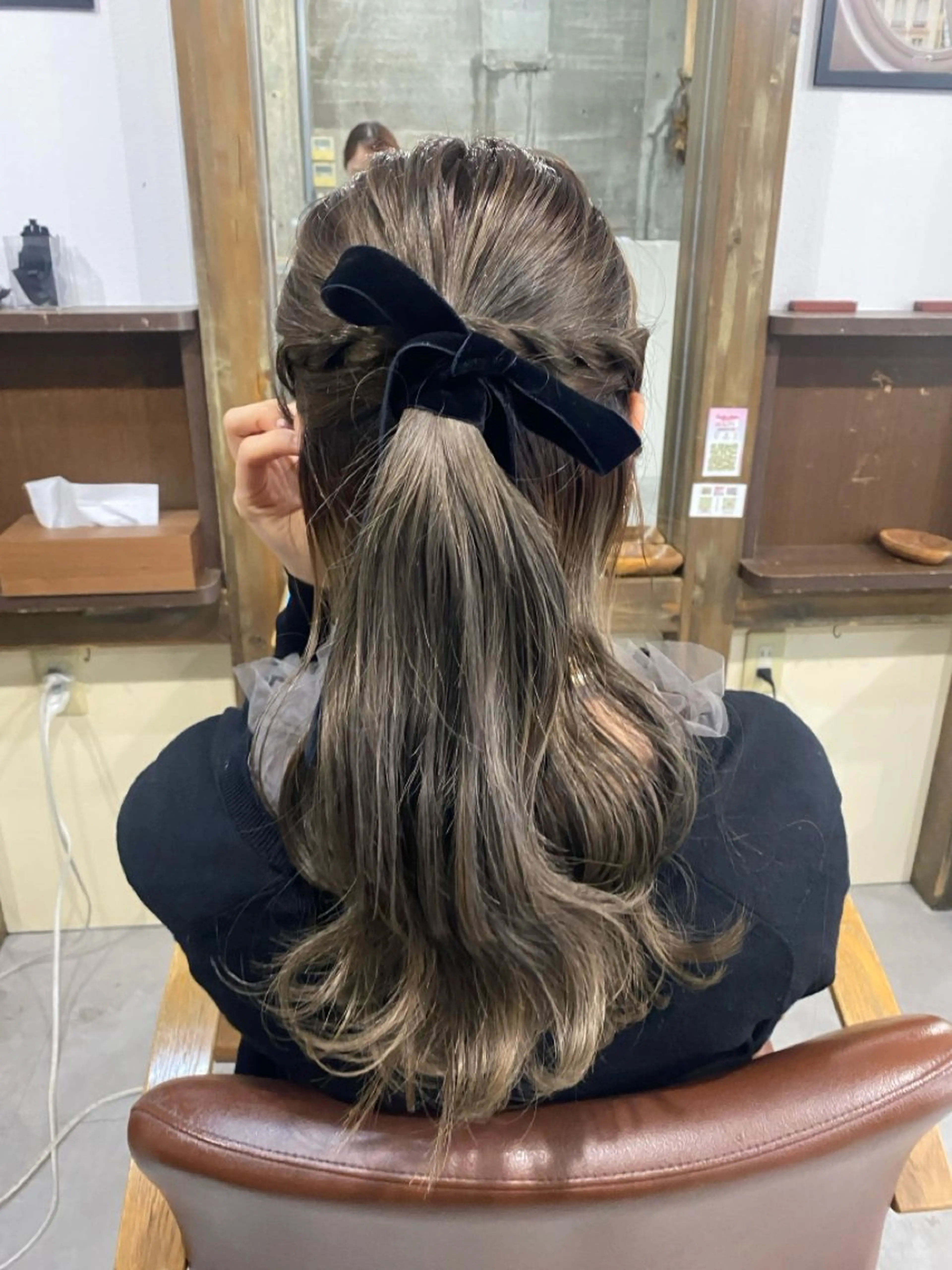 ロング 松井 優佳のヘアスタイル