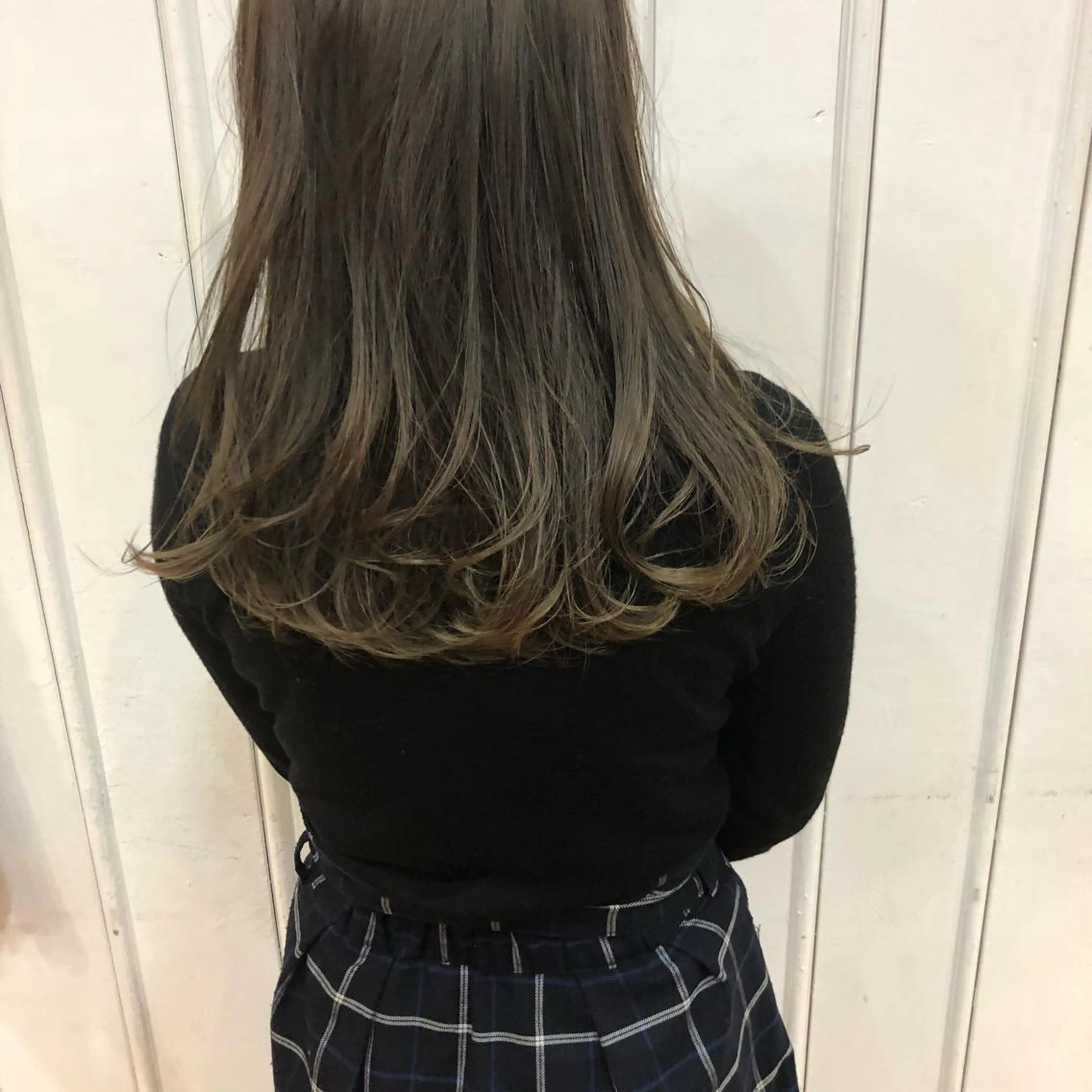 ロング カラー パーマ ヘアアレンジ メンズ キッズ ネイル マツエク・マツパ グレージュ オリーブグレージュ オリーブグレー インナーカラー/ KANAのヘアスタイル