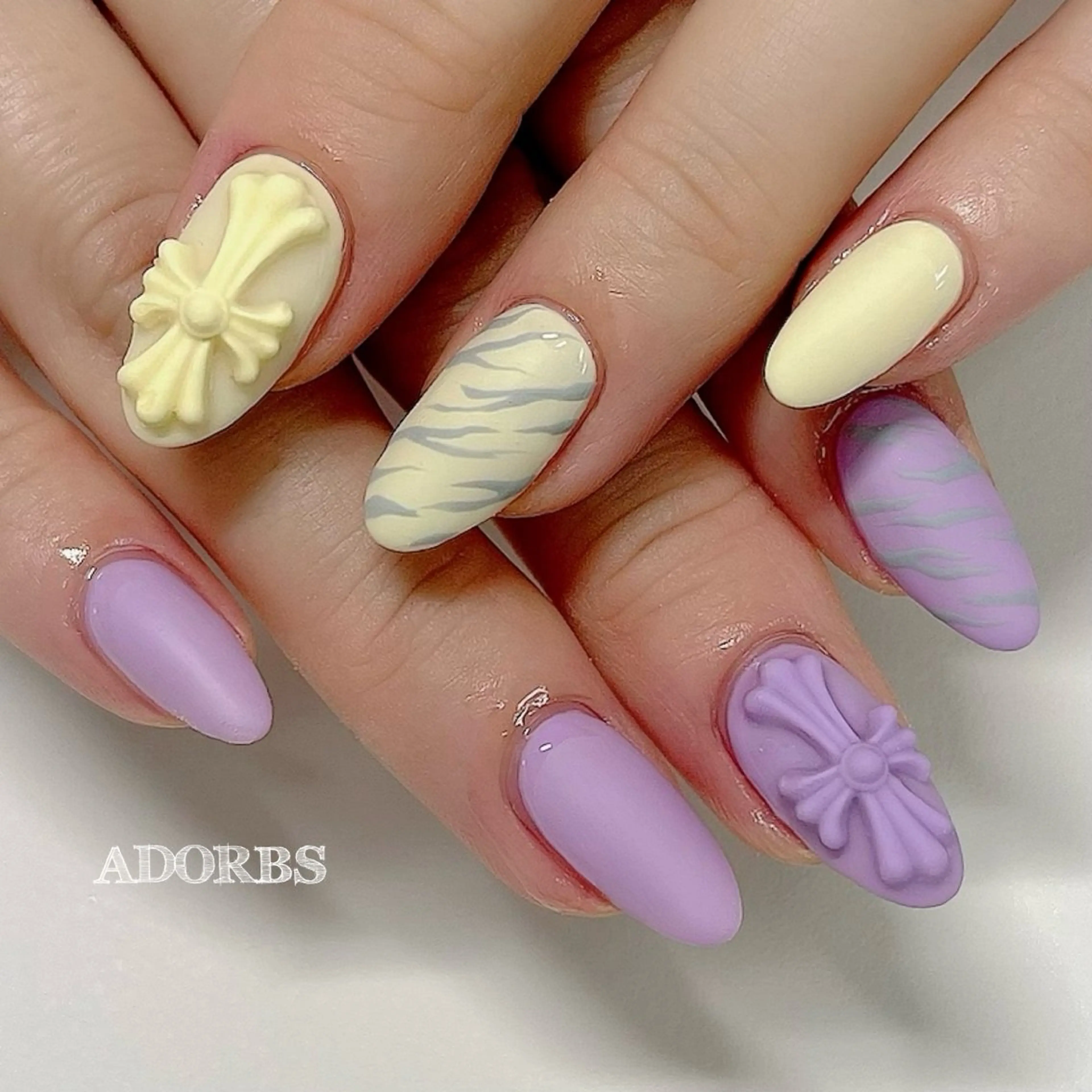 ネイル ハンドネイル ADORBS ✩上福岡のネイルデザイン