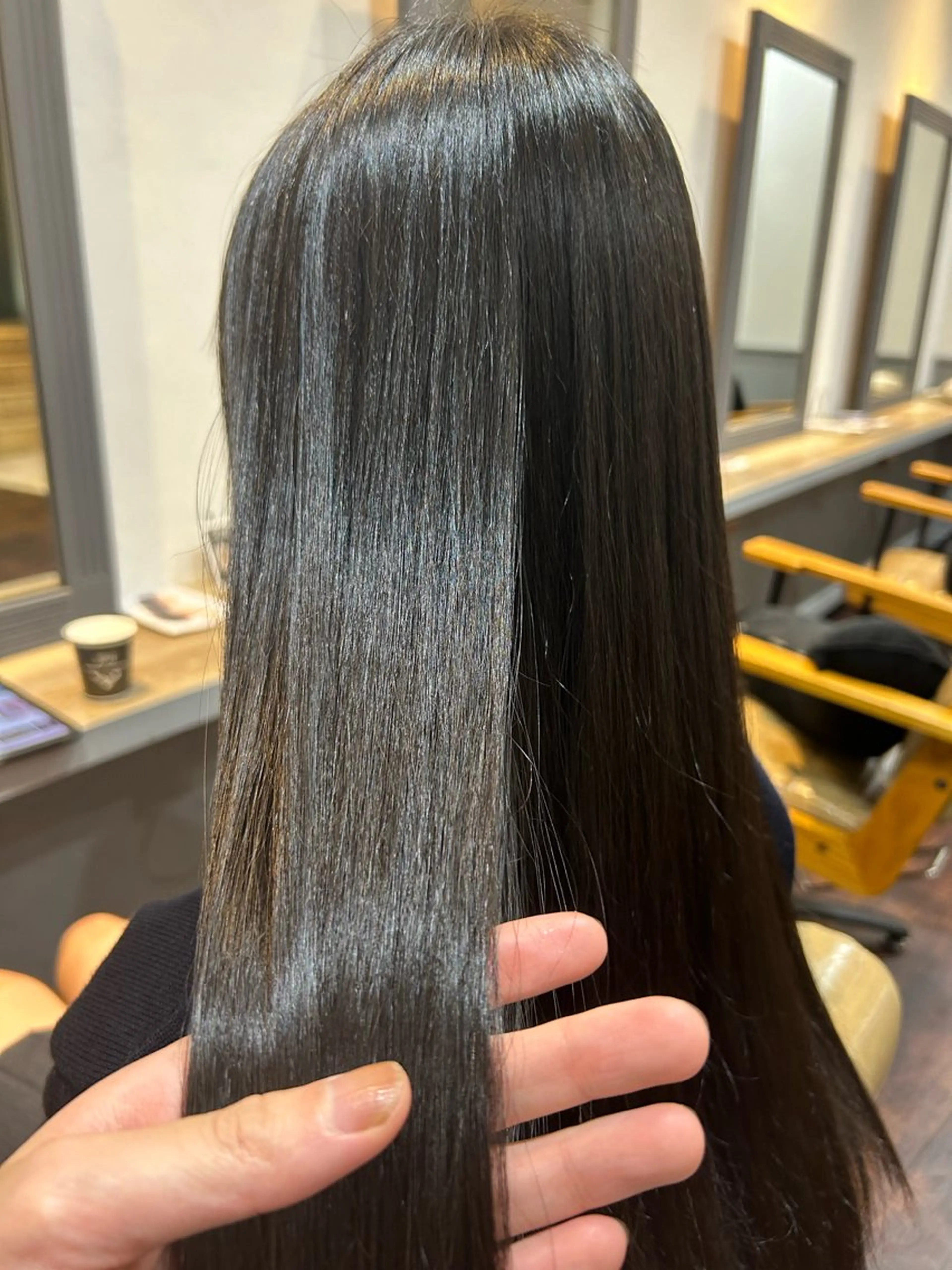 ロング 縮毛矯正 トリートメント 🧊鎌田 拓磨🧊のヘアスタイル