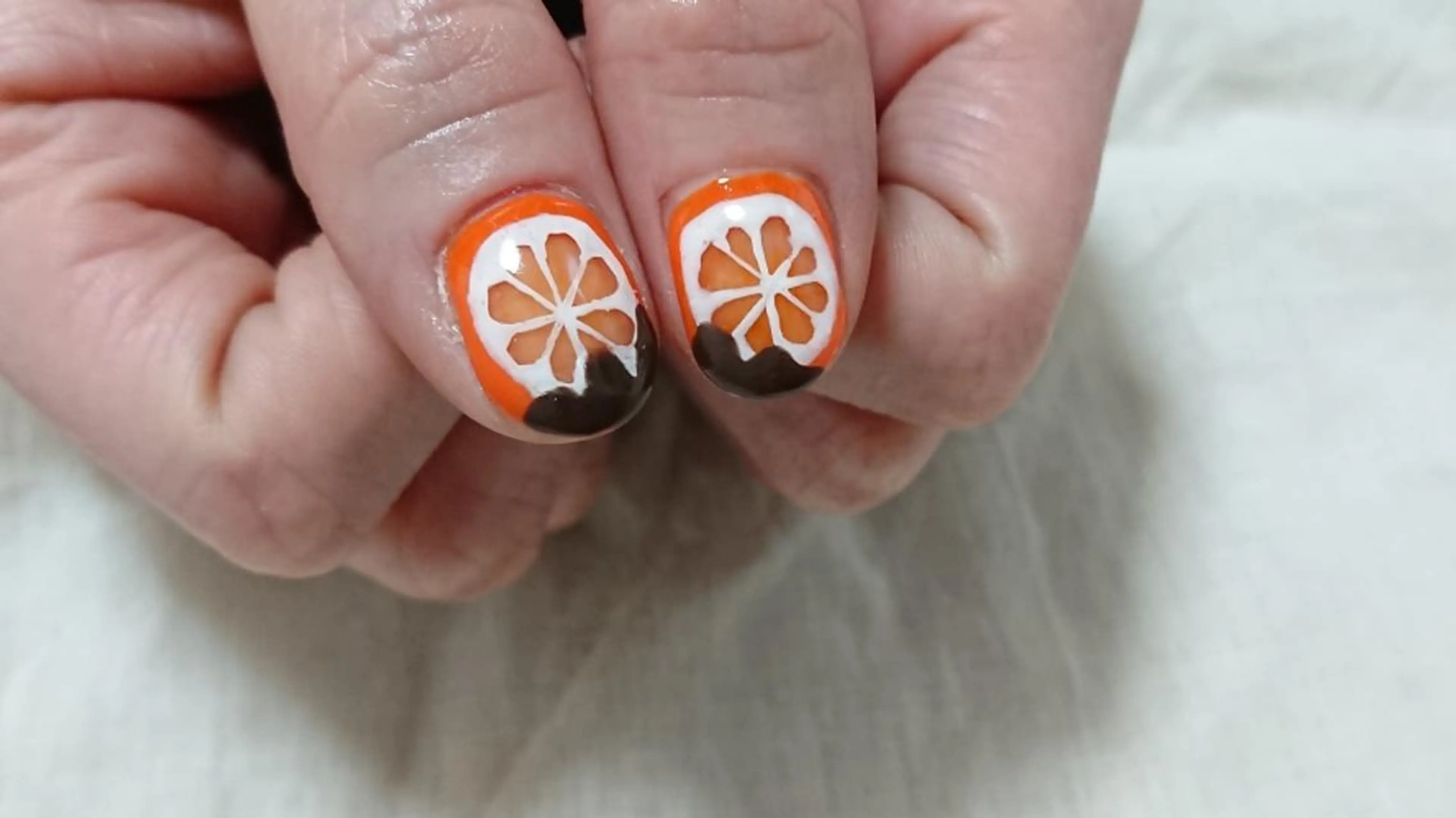 ネイル オレンジ バレンタイン ハンドネイル shellnail さなえのネイルデザイン