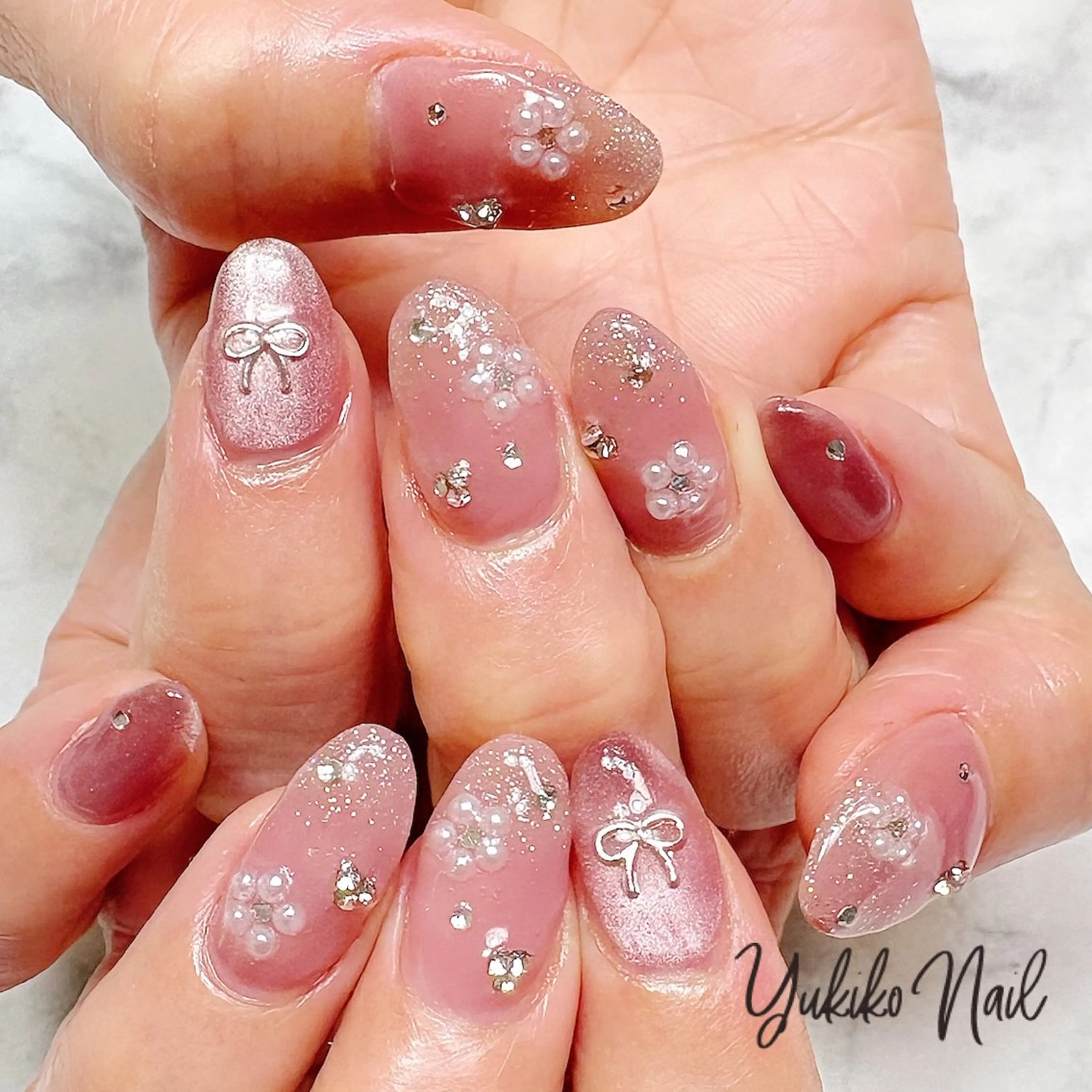 ネイル フラワーネイル マグネットネイル ピンク 春ネイル ハンドネイル ユキコ ネイルのネイルデザイン