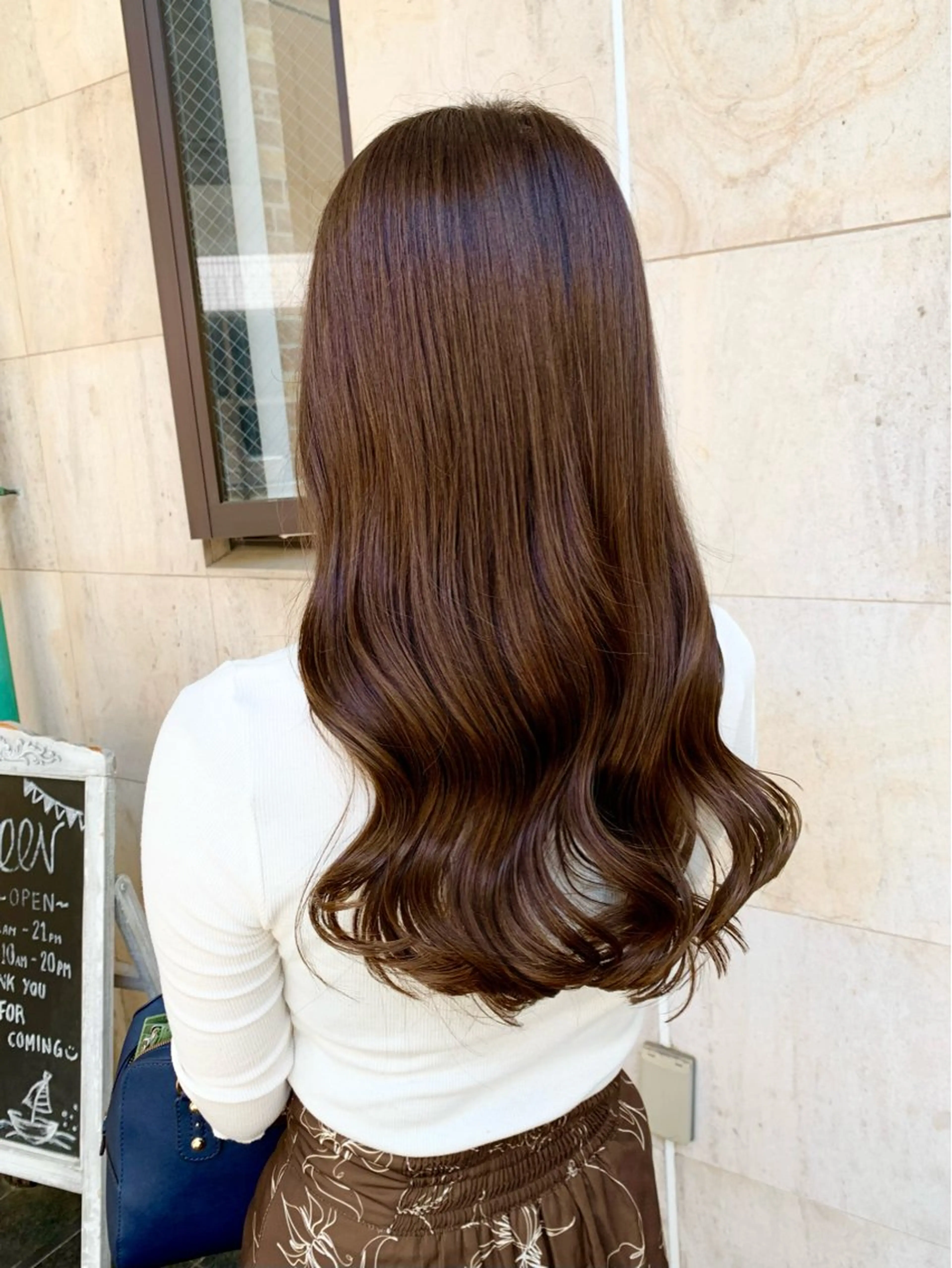 ロング カラー 切りっぱなしボブ ベージュカラー ブリーチ ダブルカラー ハイライトカラー カット ヘアカラー トリートメント ヘッドスパ ✨艶髪✨透明感✨ 山内大樹のヘアスタイル