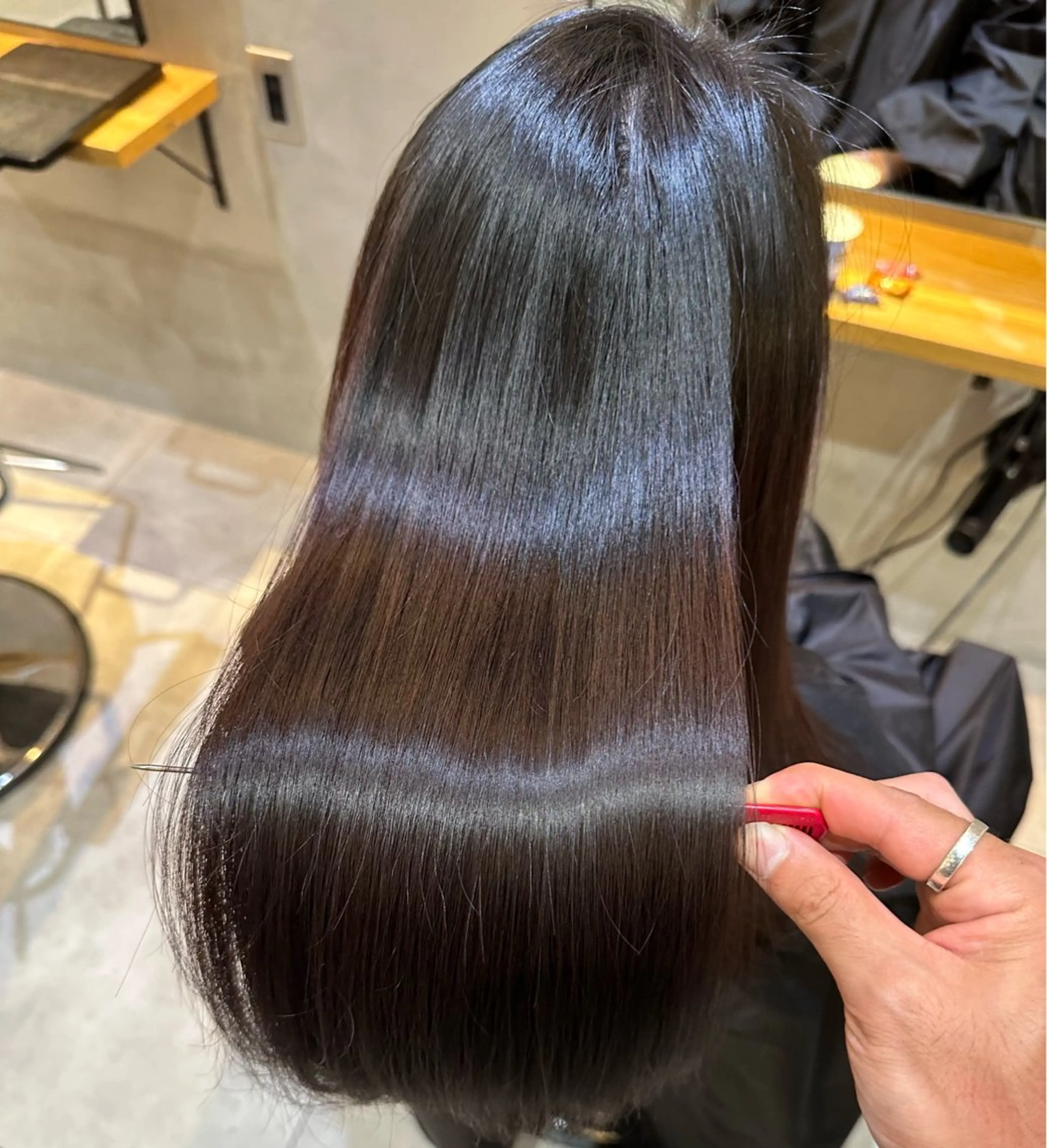 ミディアム カット ヘアカラー トリートメント 彼ウケ抜群🎀垢抜け 艶暗髪🪞一輝のヘアスタイル