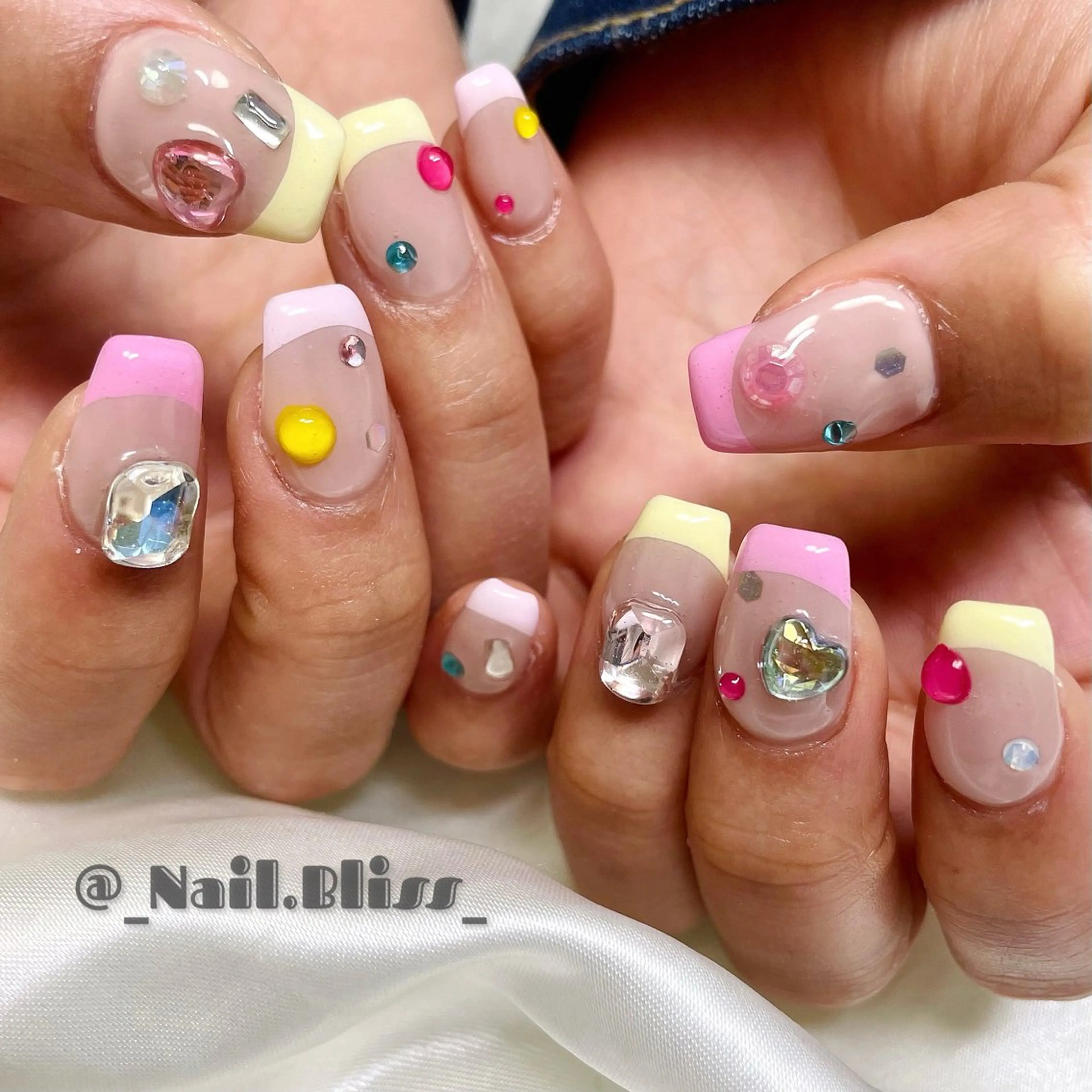 ネイル 持ち込み パステルネイル 春ネイル ハンドネイル NAIL BLISSのネイルデザイン