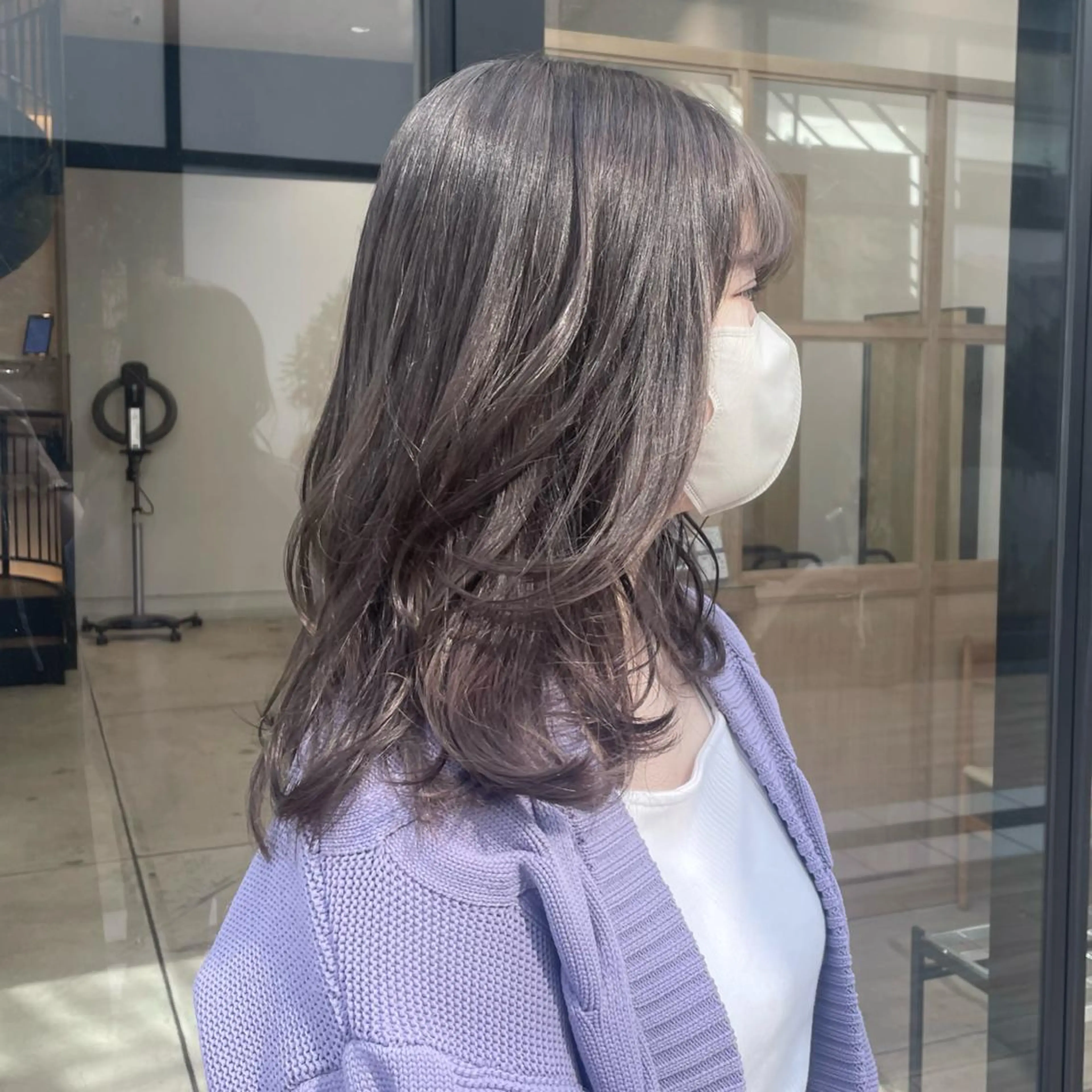 ミディアム カラー 🦋透明感カラー /ケアブリーチ🦋のヘアスタイル