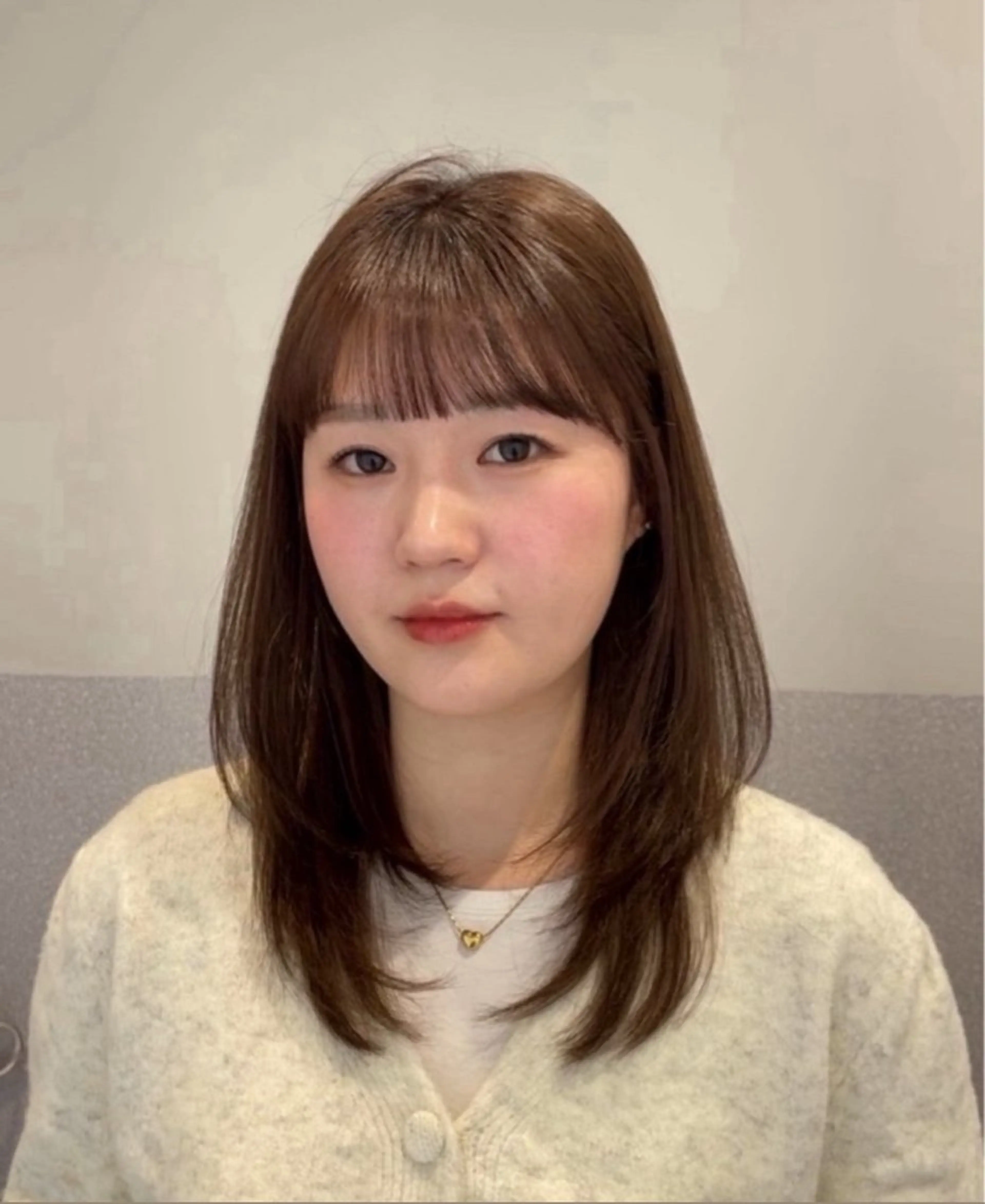 セミロング ハッシュカット 韓国風ヘア レイヤーカット カット ヘアカラー トリートメント ❤︎︎韓国ヘア❤︎︎ 𝑺𝒉𝒊𝒉𝒐のヘアスタイル