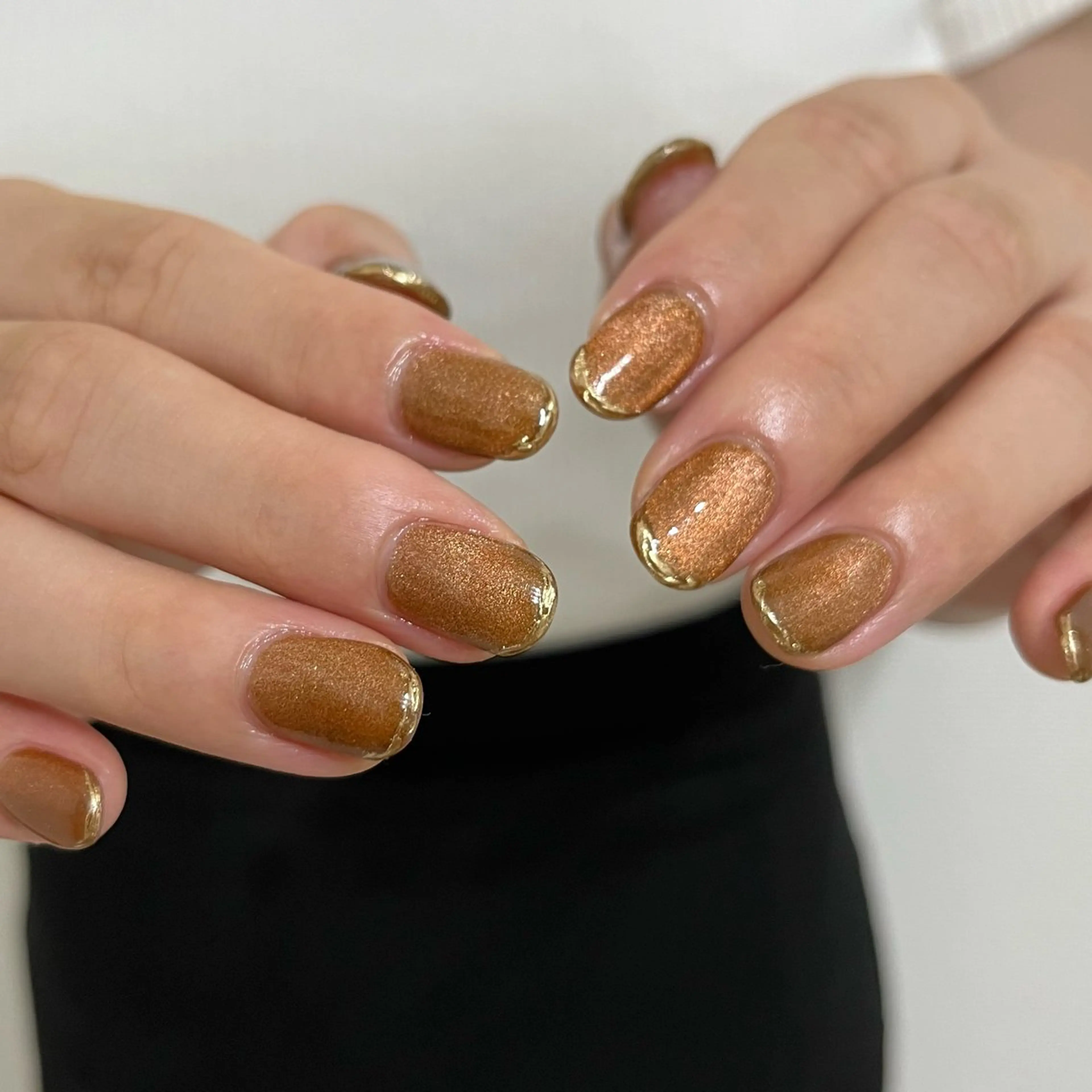 ネイル フレンチネイル グリーン マグネットネイル ミラーネイル vegh. nail／阿波座のネイルデザイン