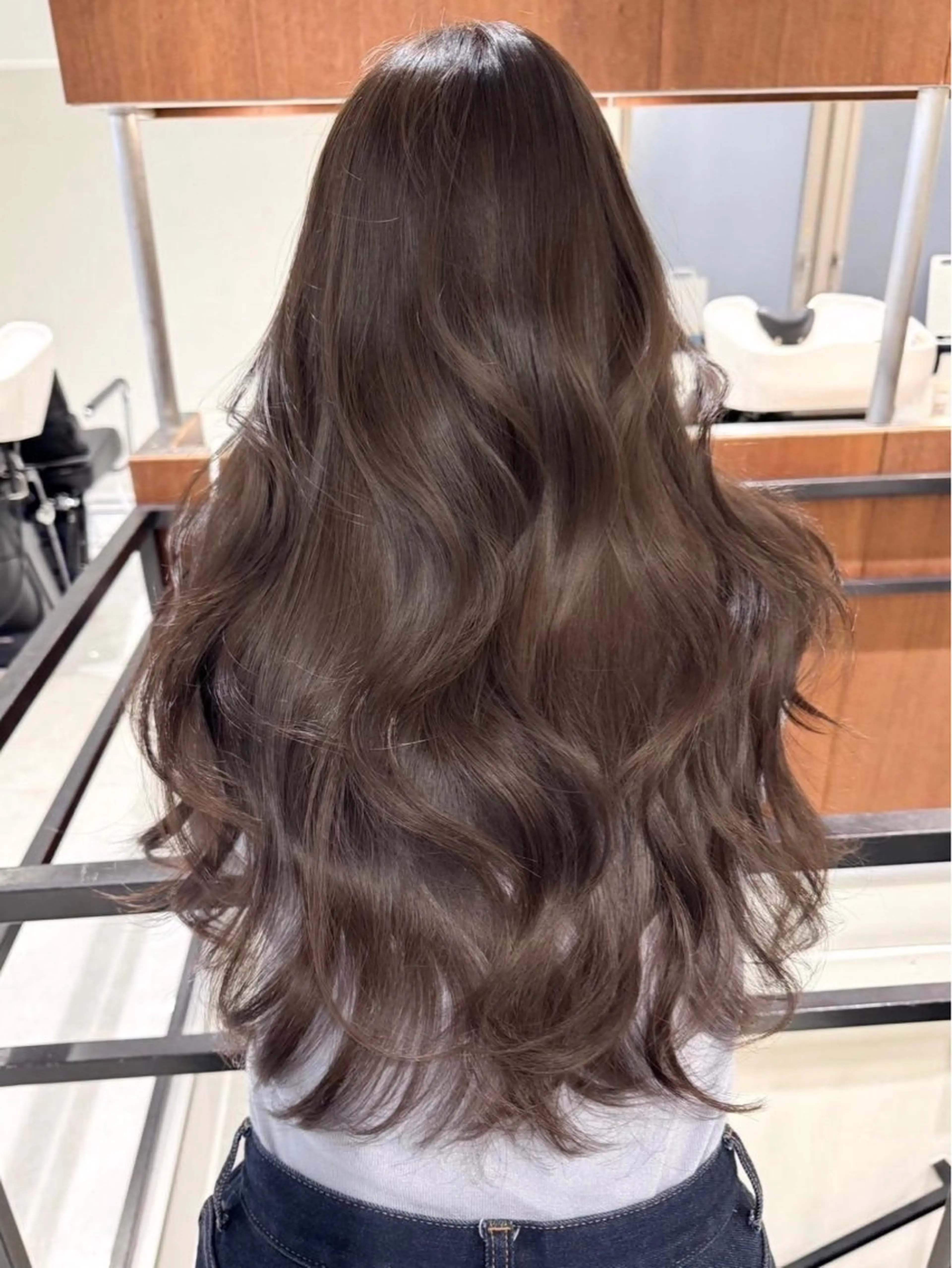 ロング カラー 透明感カラー グレージュ ヘアカラー トリートメント Lity by JILBLAN所属・透明感カラー Lity🤍ྀིaiのヘアスタイル