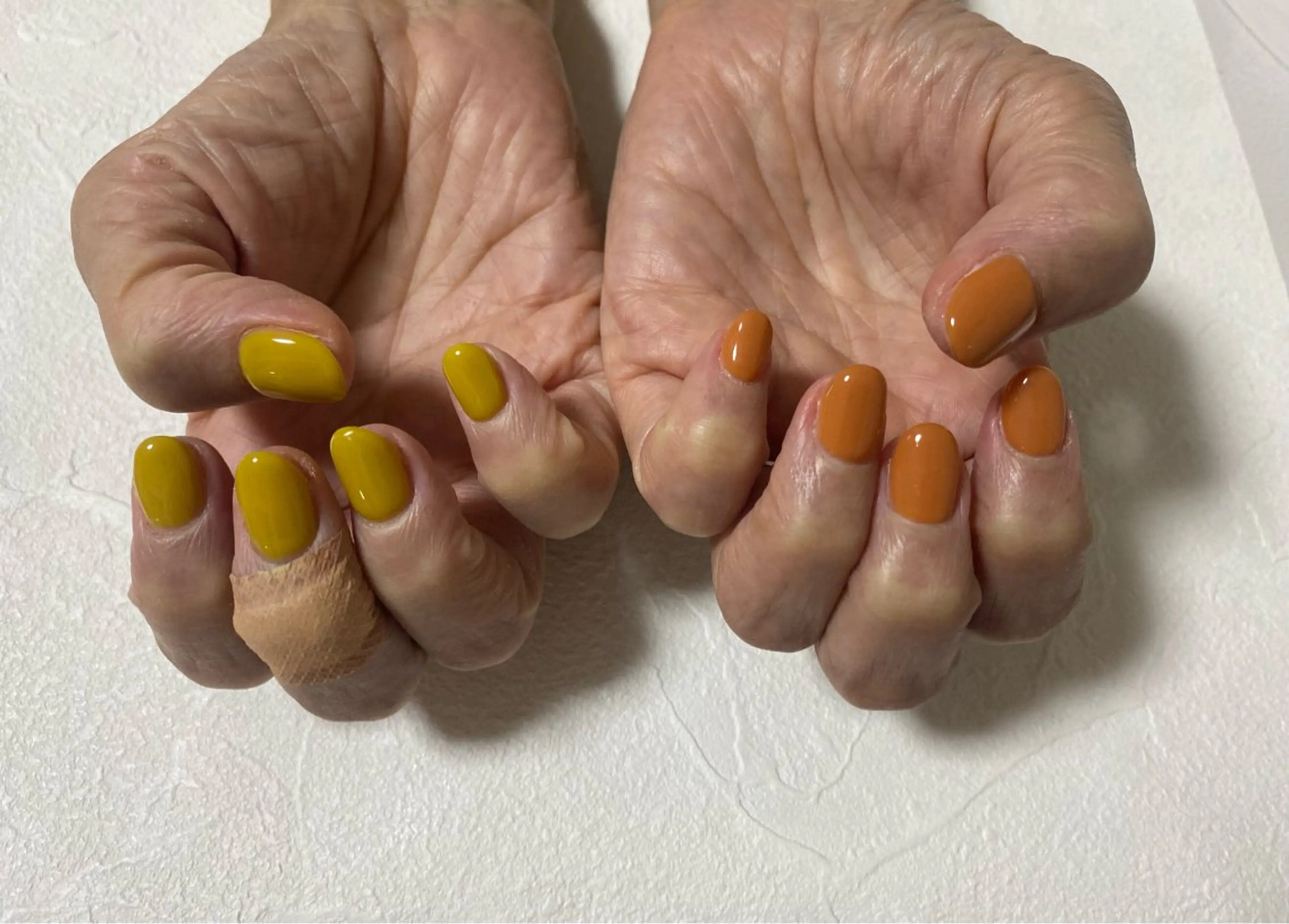 ネイル オーロラネイル フットネイル フレンチネイル ジェルネイル 韓国ネイル ハンドネイル kiki nail たまプラーザのネイルデザイン