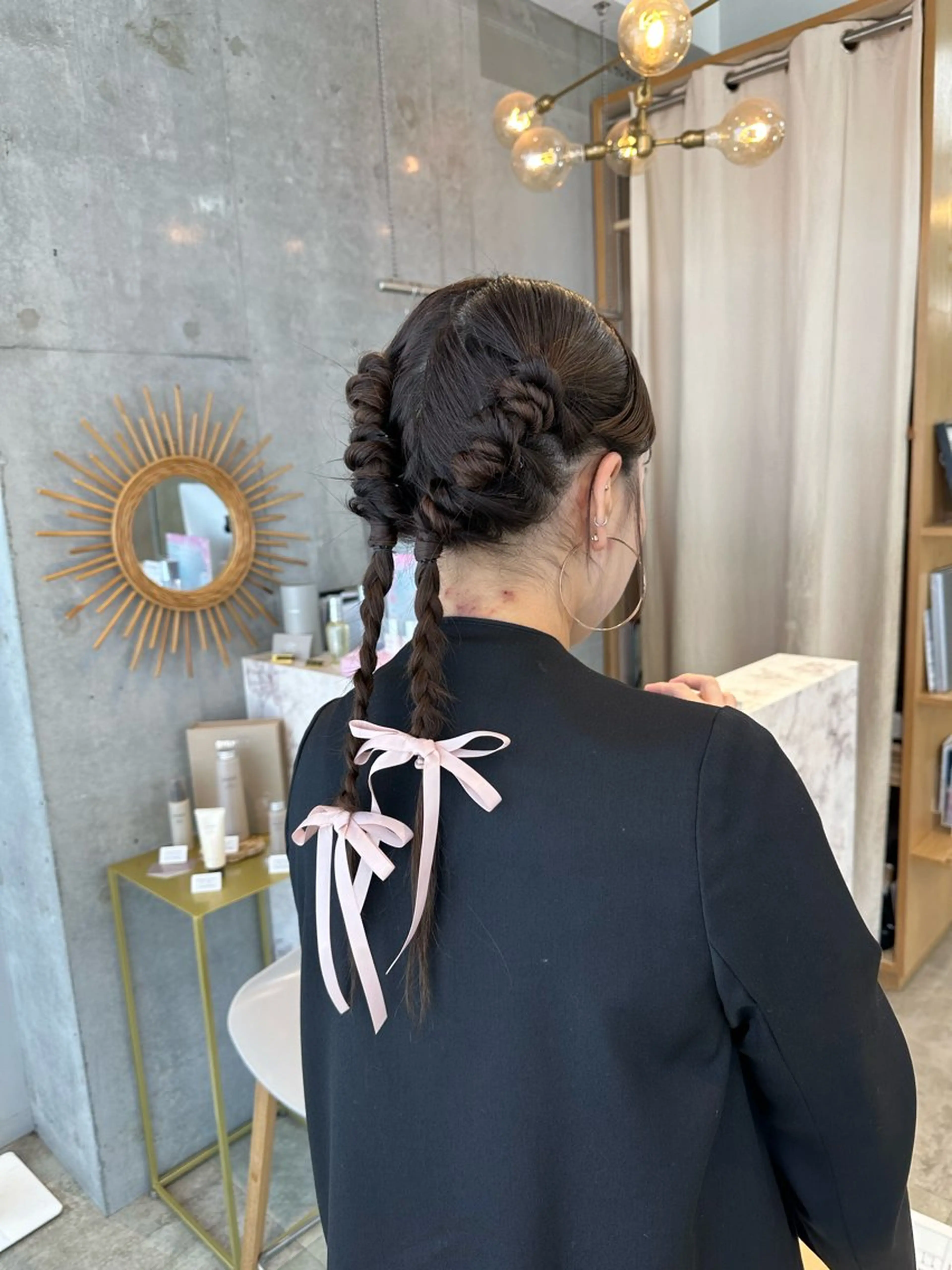 ロング カラー ベージュカラー オリーブベージュ さとう あやかのヘアスタイル