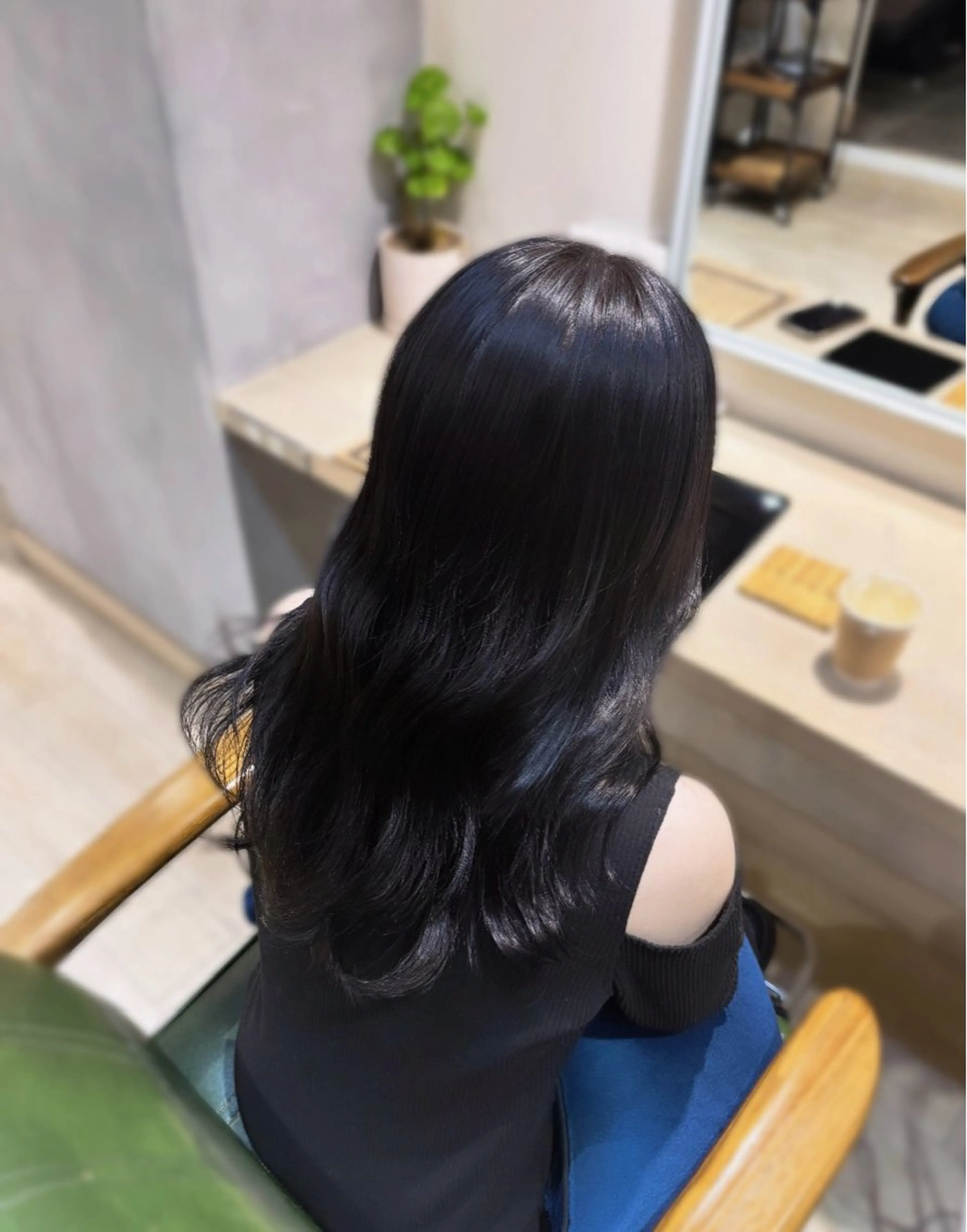 カラー 透明感カラー ヘアカラー ROCCO saraのヘアスタイル