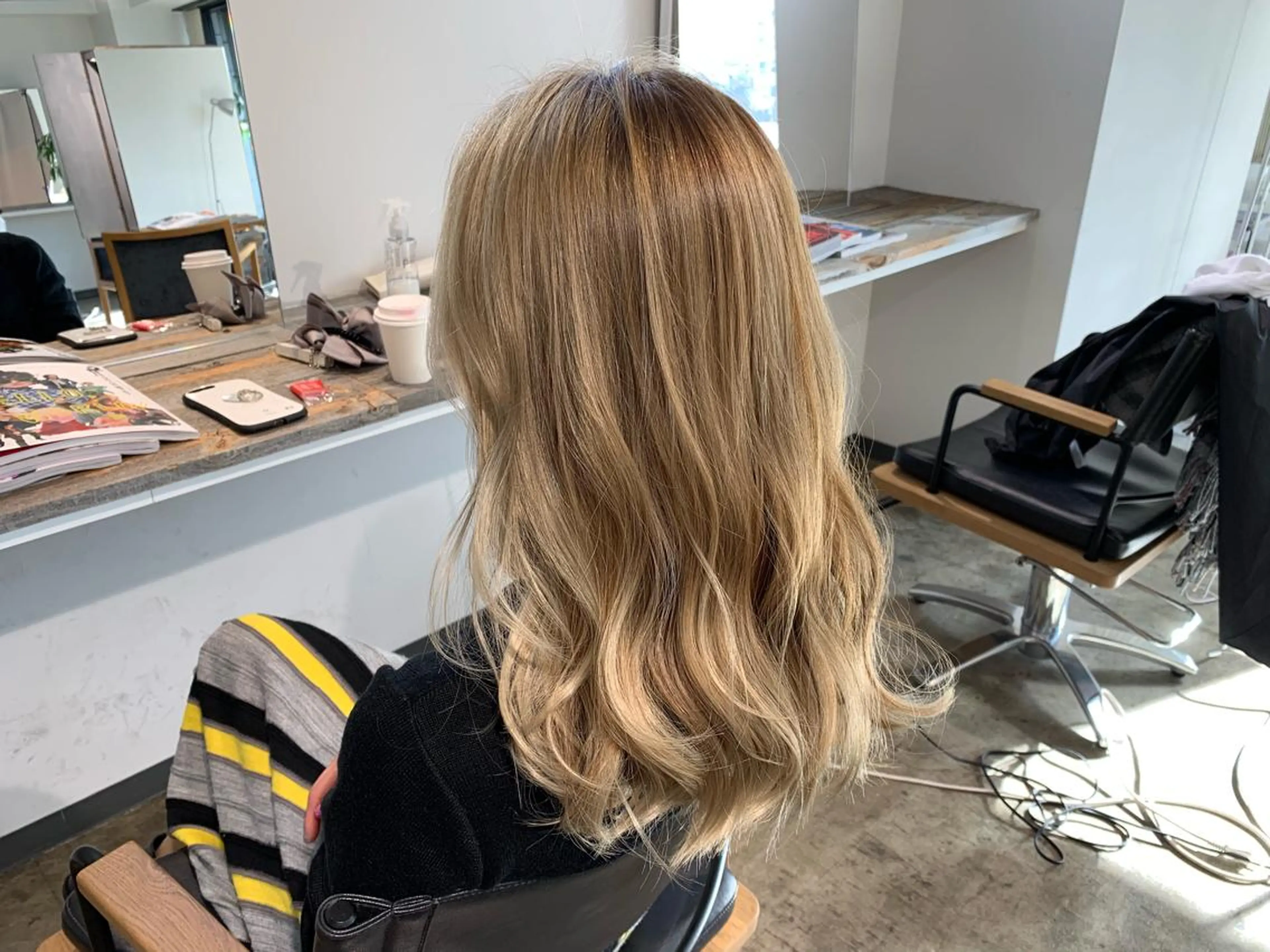 セミロング カラー 🌈ディレクター🌈 徳松優希のヘアスタイル