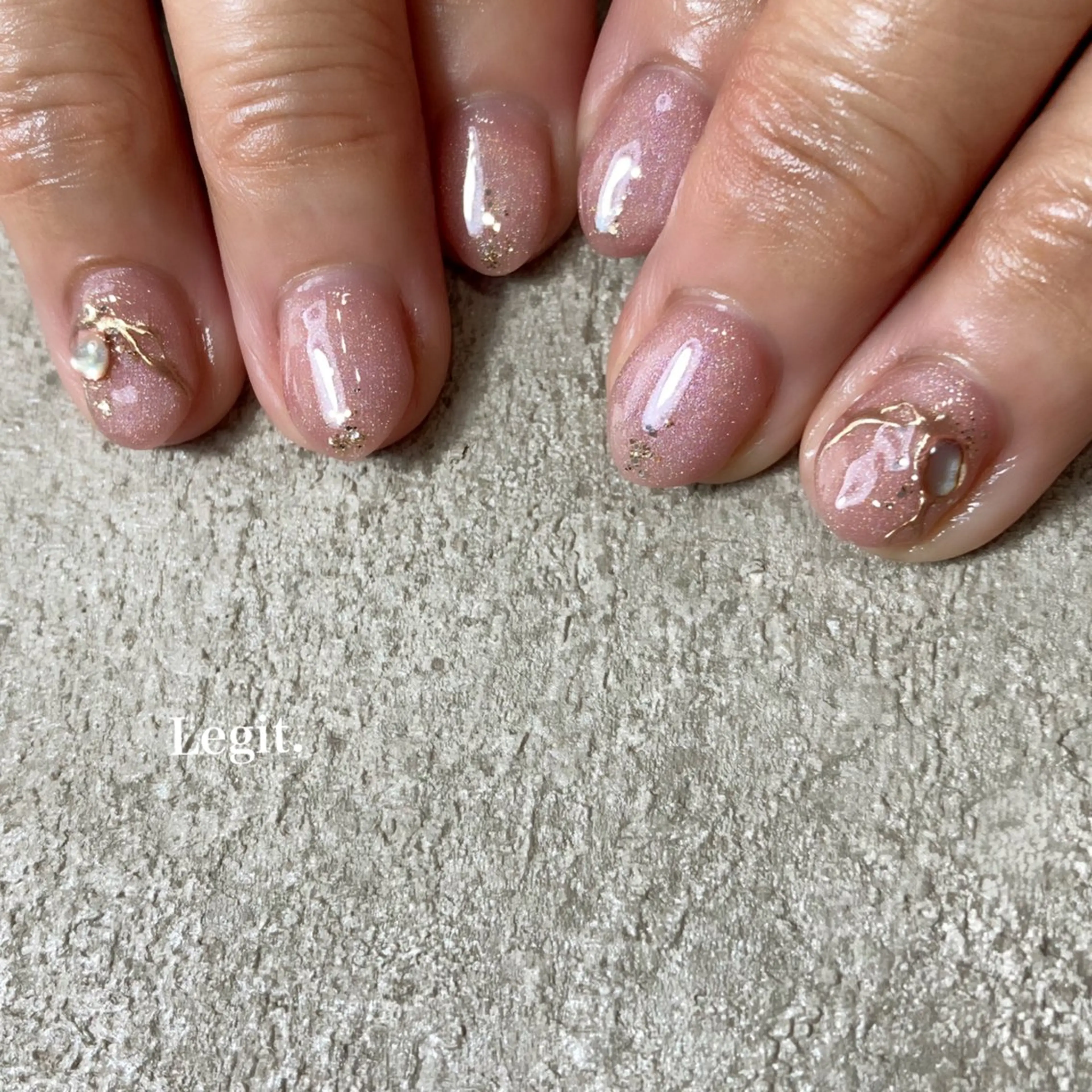 ネイル Legit nail salonのネイルデザイン