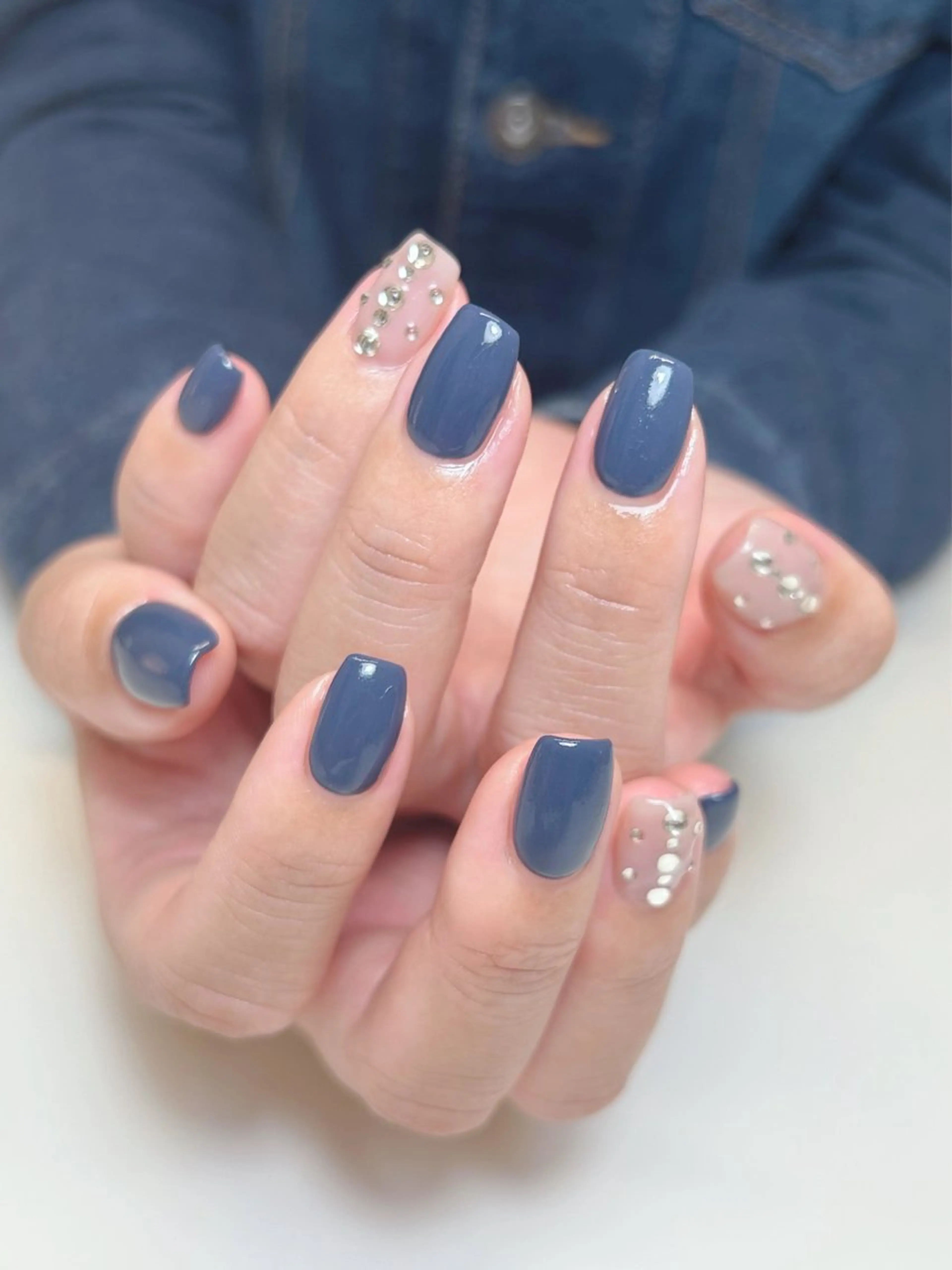 ネイル ハンドネイル 透灯 TOUTOU 🪄のネイルデザイン