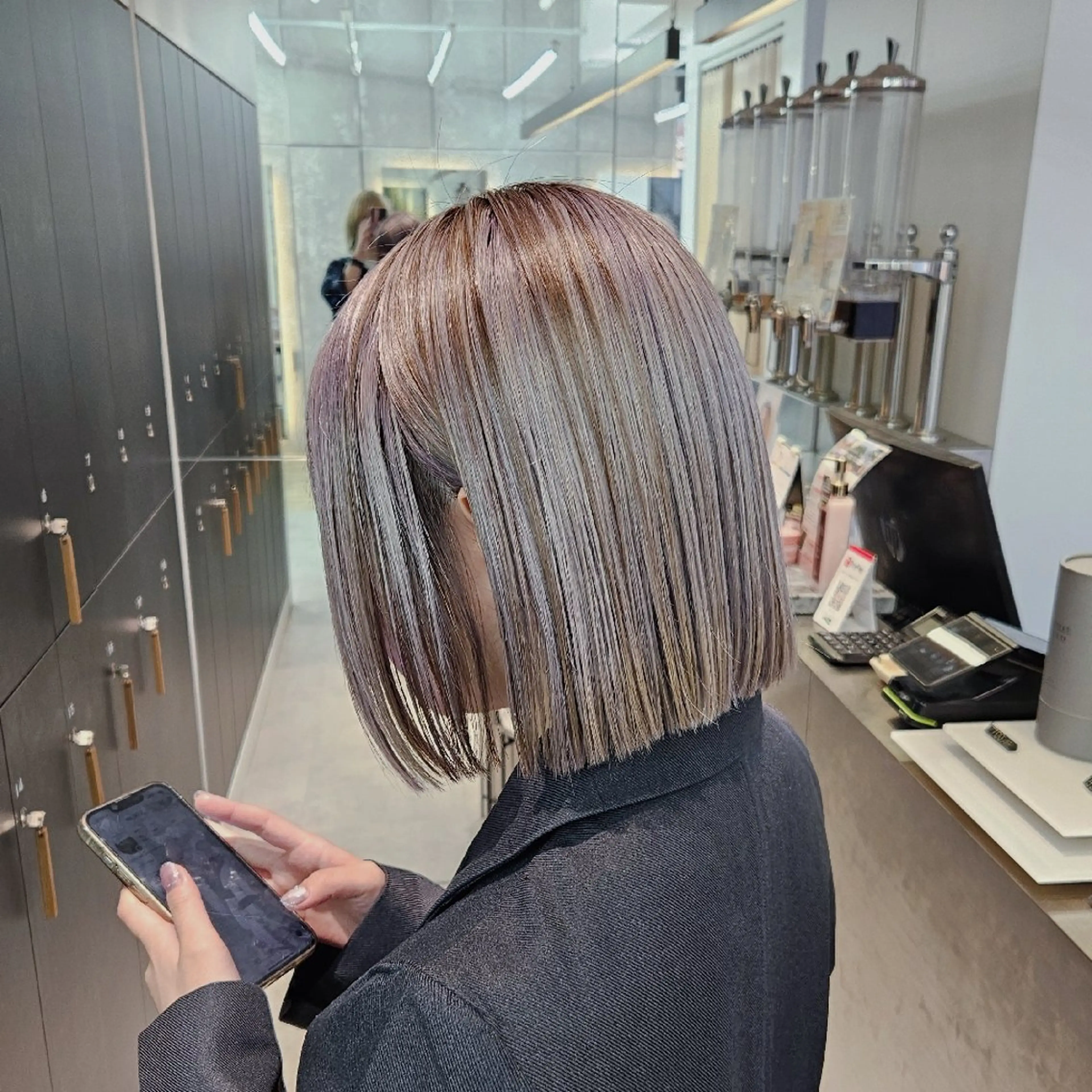 ショート カラー ラベンダーカラー 💜透明感カラー/ 艶カラー/Reinaのヘアスタイル