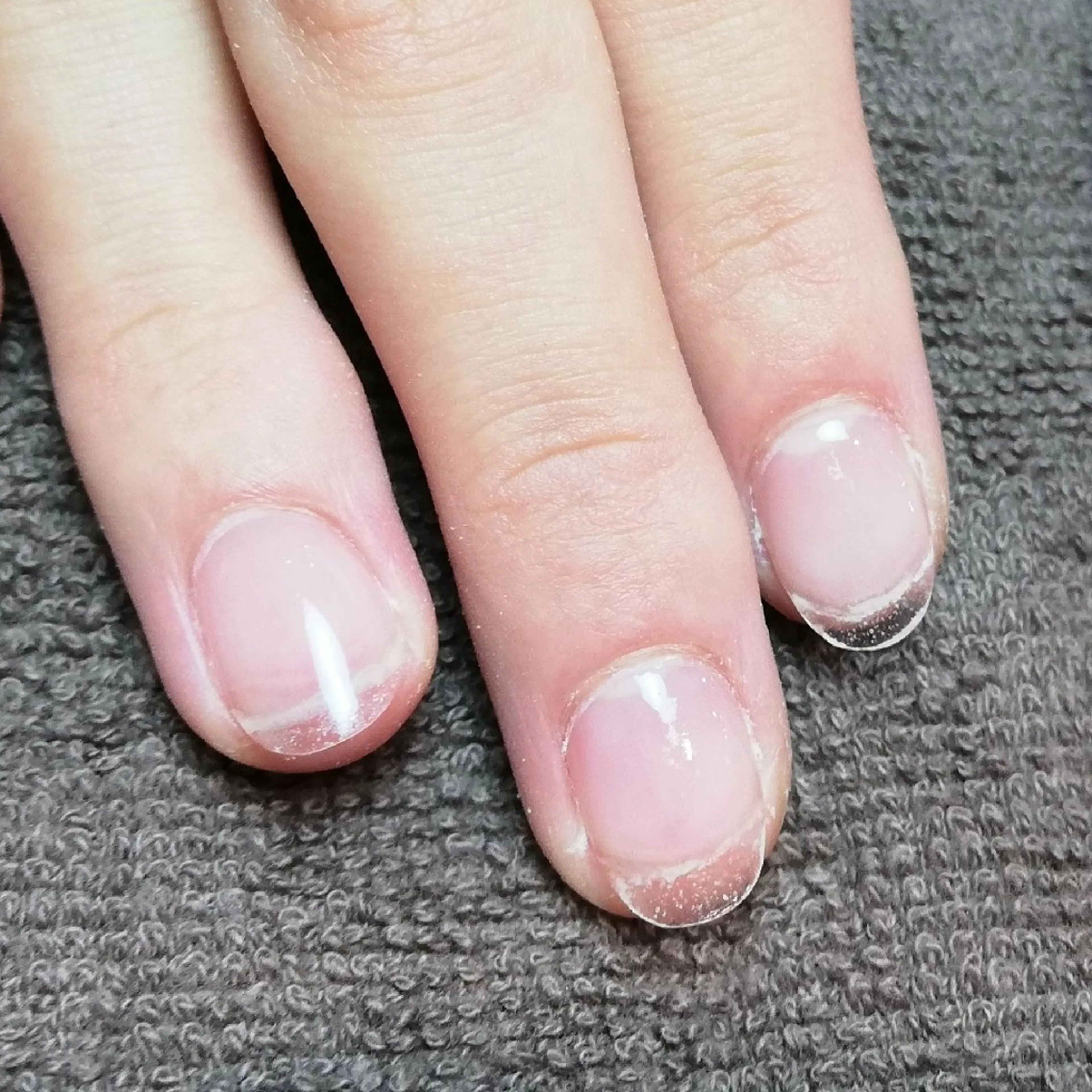カラー ハンドネイル ハンドケア 深爪矯正/爪育成ケア manie nailのネイルデザイン